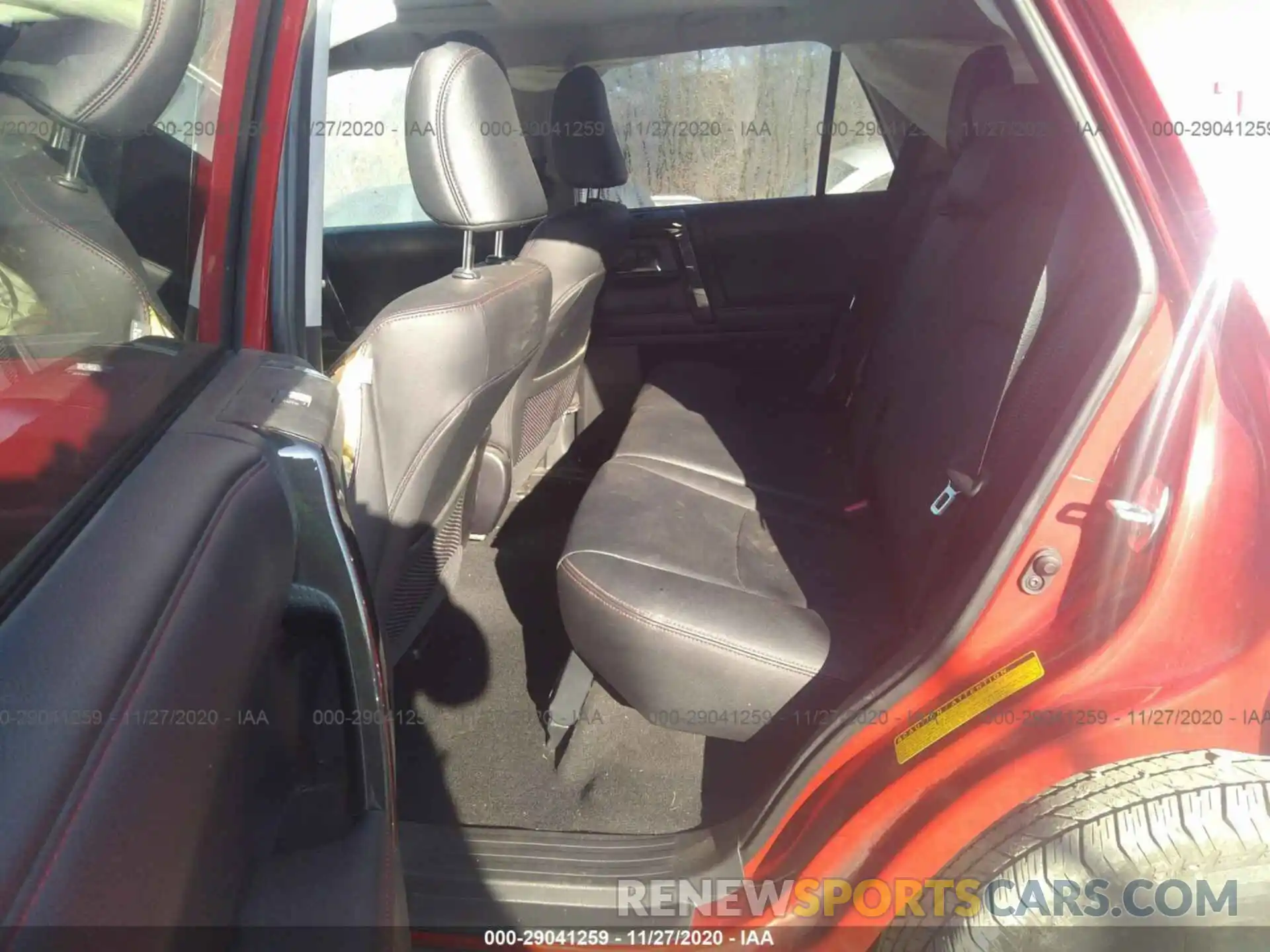 8 Photograph of a damaged car JTEBU5JR6K5736935 TOYOTA 4RUNNER 2019