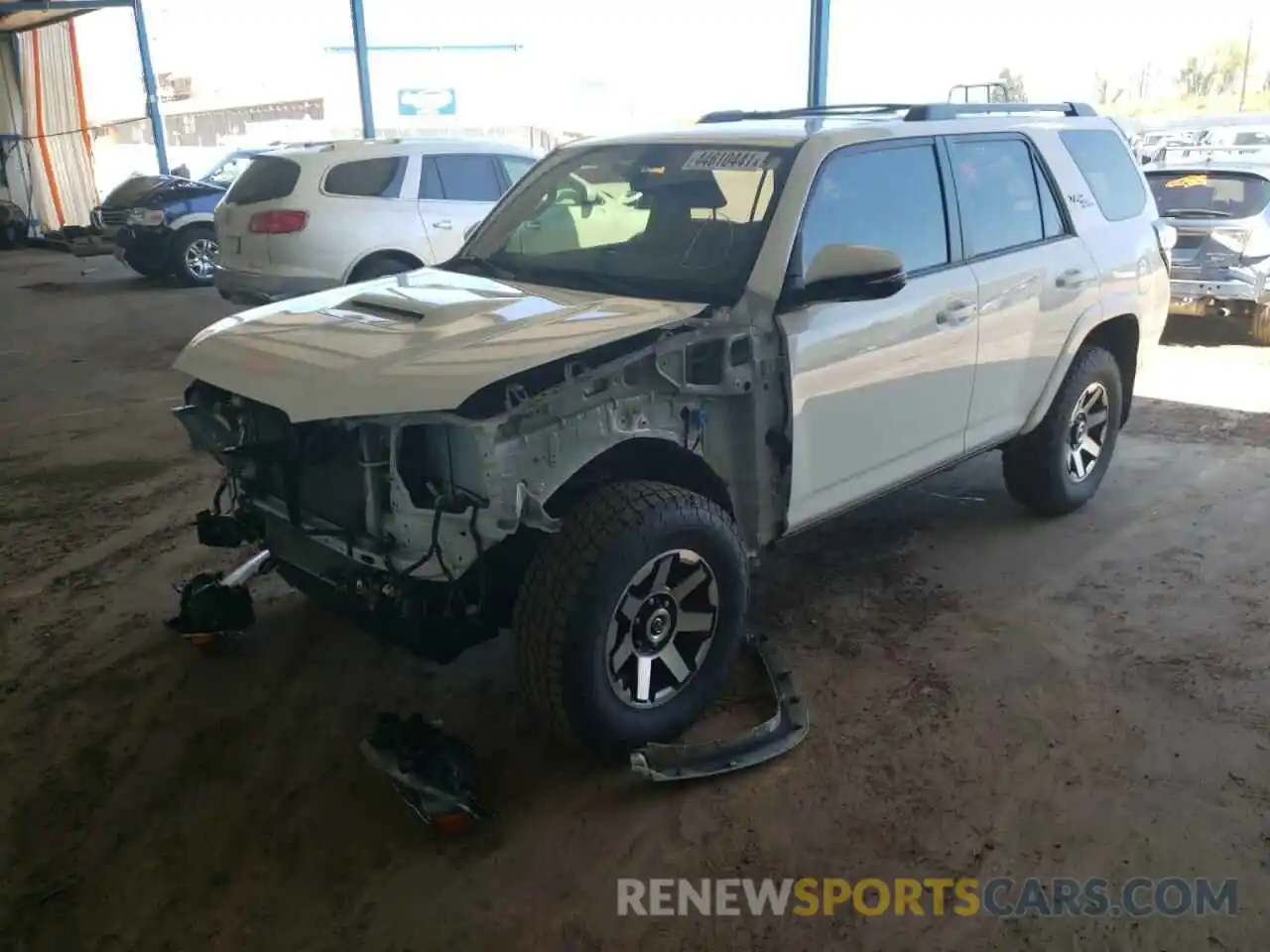 2 Photograph of a damaged car JTEBU5JR6K5737423 TOYOTA 4RUNNER 2019