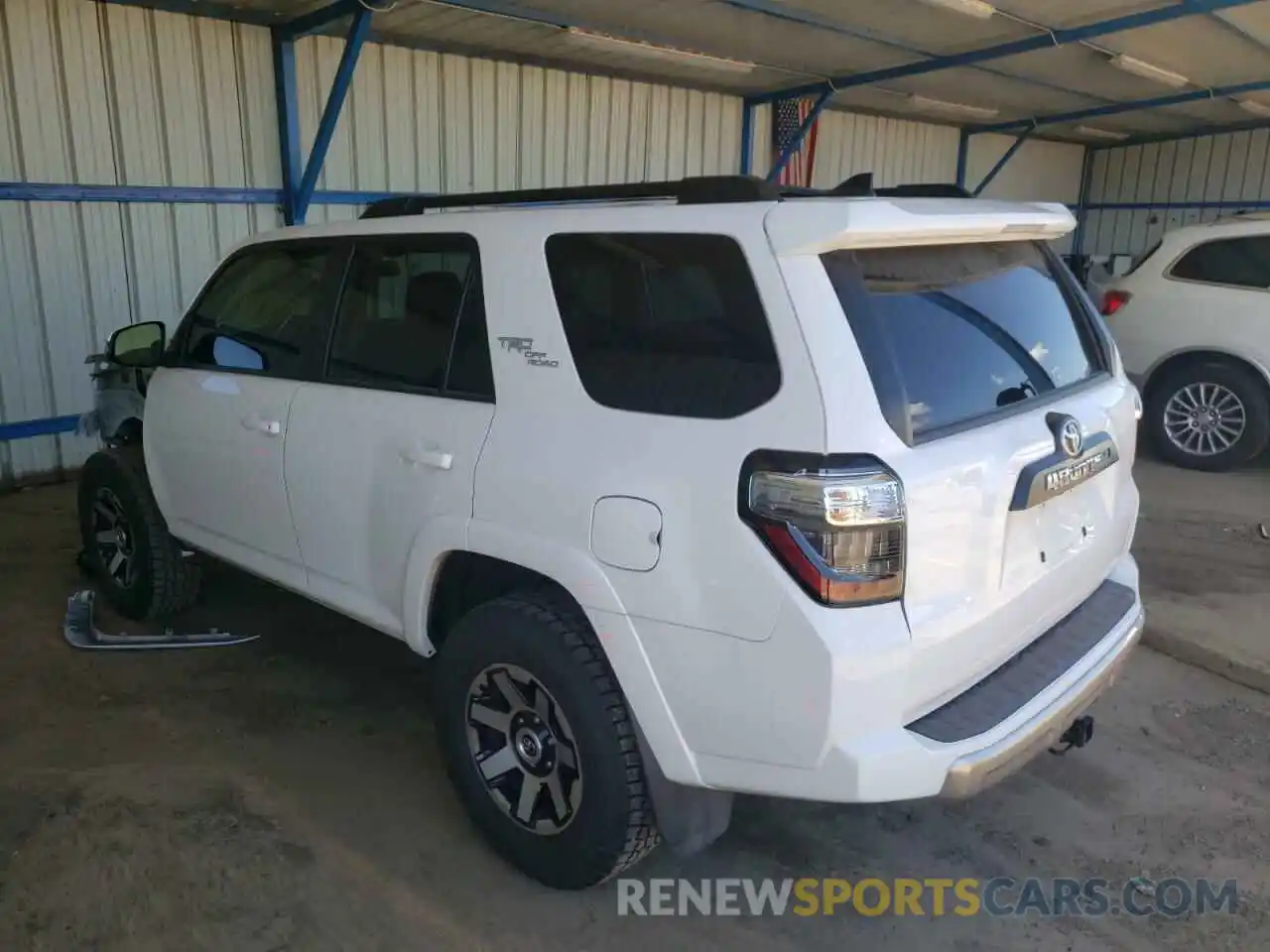 3 Фотография поврежденного автомобиля JTEBU5JR6K5737423 TOYOTA 4RUNNER 2019