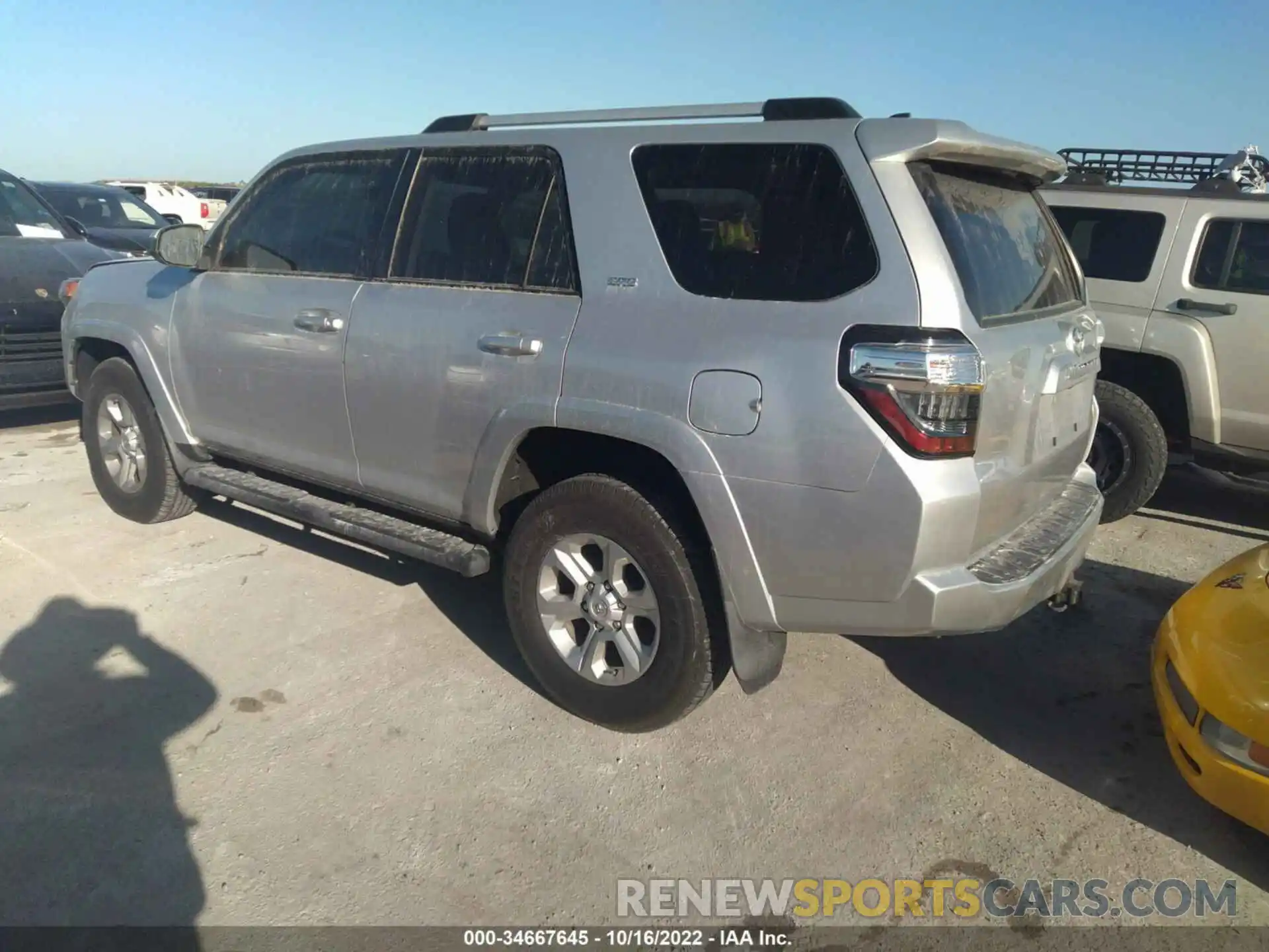 3 Photograph of a damaged car JTEBU5JR7K5611250 TOYOTA 4RUNNER 2019