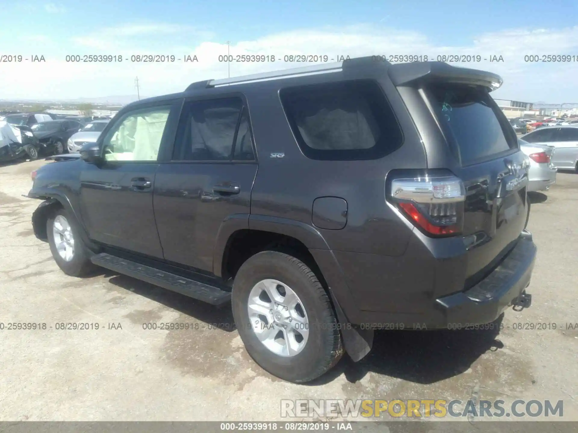 3 Фотография поврежденного автомобиля JTEBU5JR7K5611491 TOYOTA 4RUNNER 2019