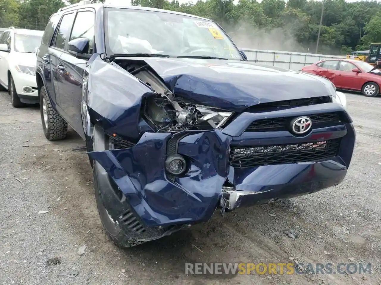 9 Photograph of a damaged car JTEBU5JR7K5619798 TOYOTA 4RUNNER 2019