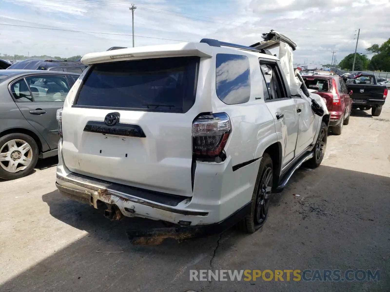 4 Фотография поврежденного автомобиля JTEBU5JR7K5622135 TOYOTA 4RUNNER 2019