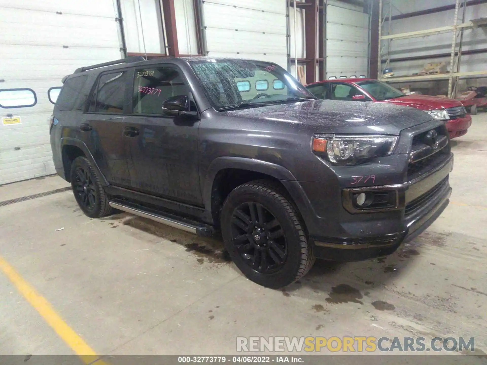 1 Photograph of a damaged car JTEBU5JR7K5625908 TOYOTA 4RUNNER 2019