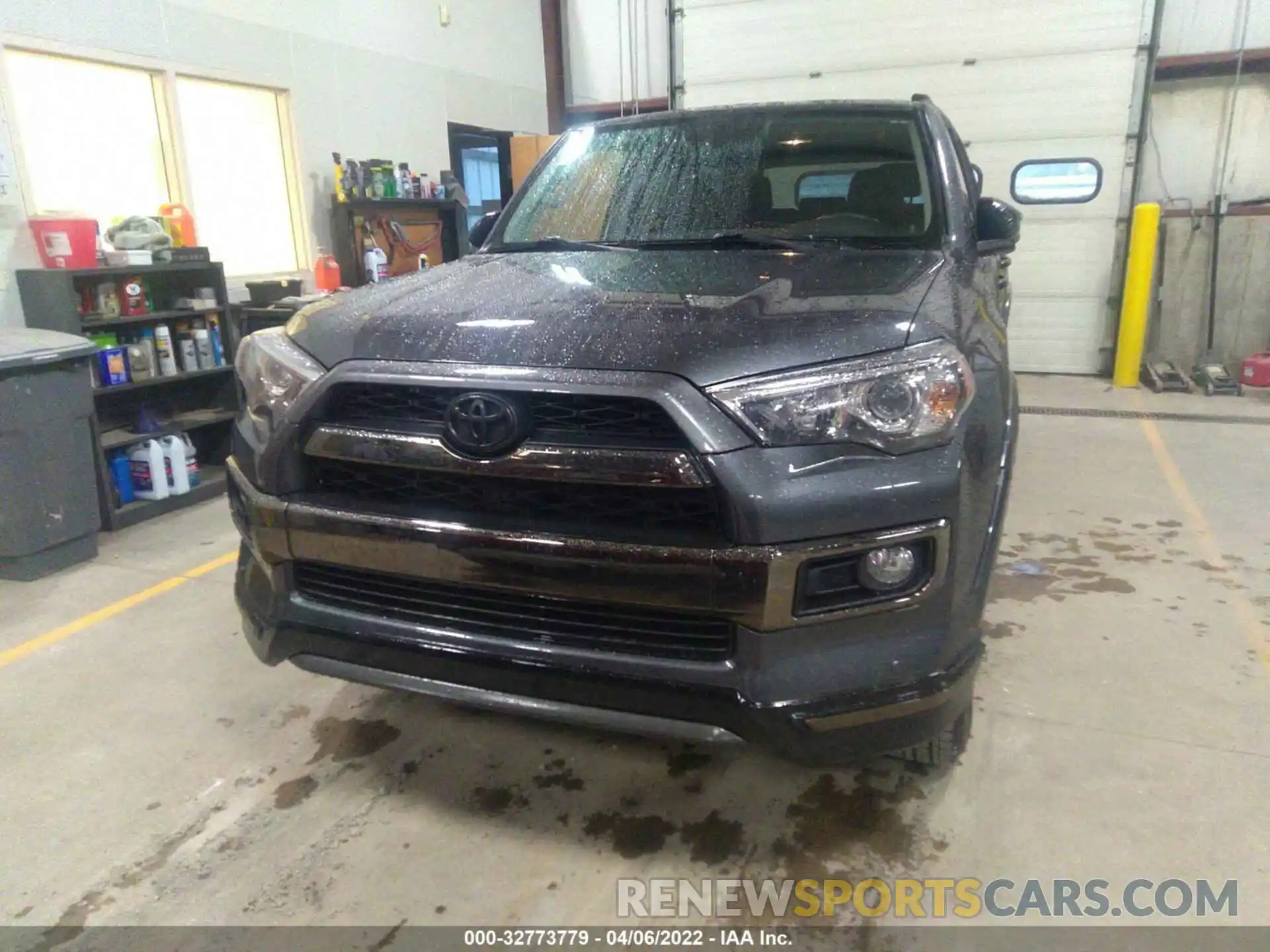 6 Photograph of a damaged car JTEBU5JR7K5625908 TOYOTA 4RUNNER 2019