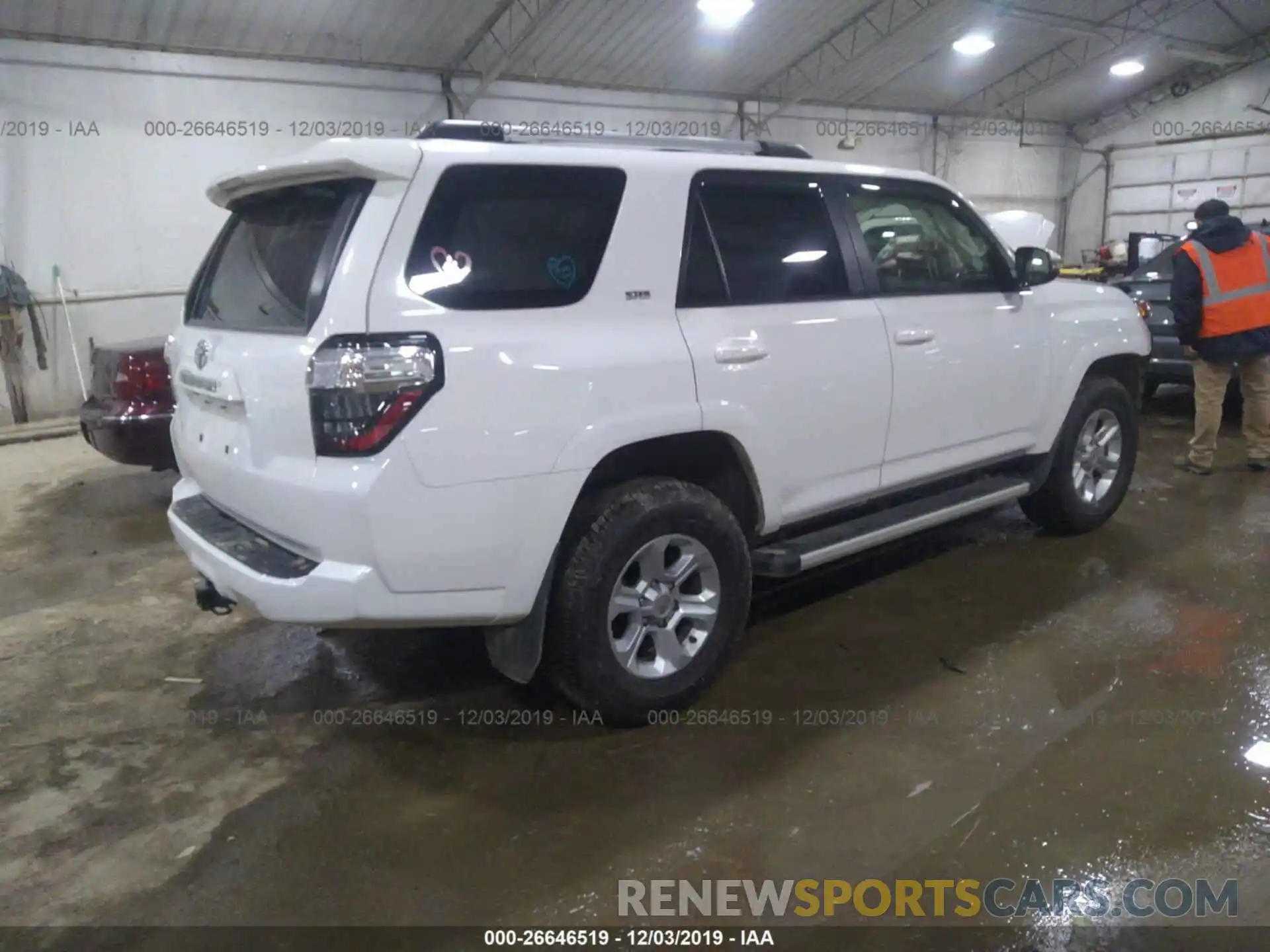 4 Photograph of a damaged car JTEBU5JR7K5626220 TOYOTA 4RUNNER 2019