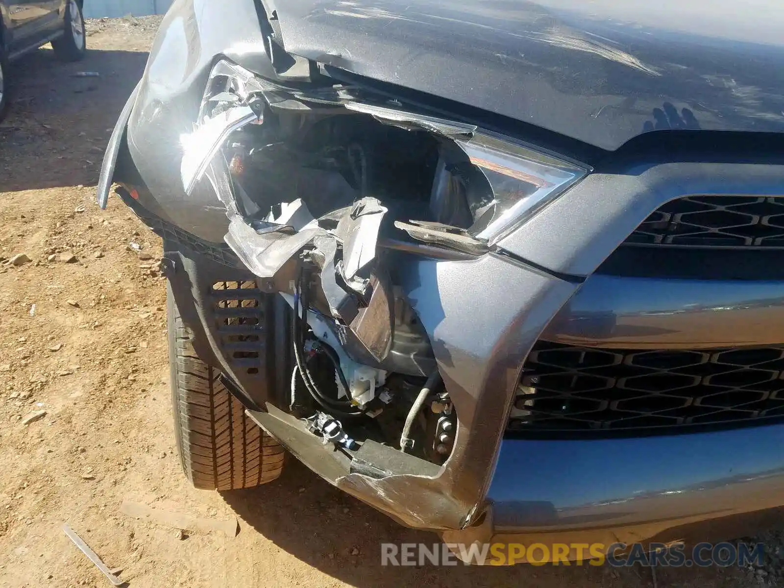 9 Photograph of a damaged car JTEBU5JR7K5630669 TOYOTA 4RUNNER 2019