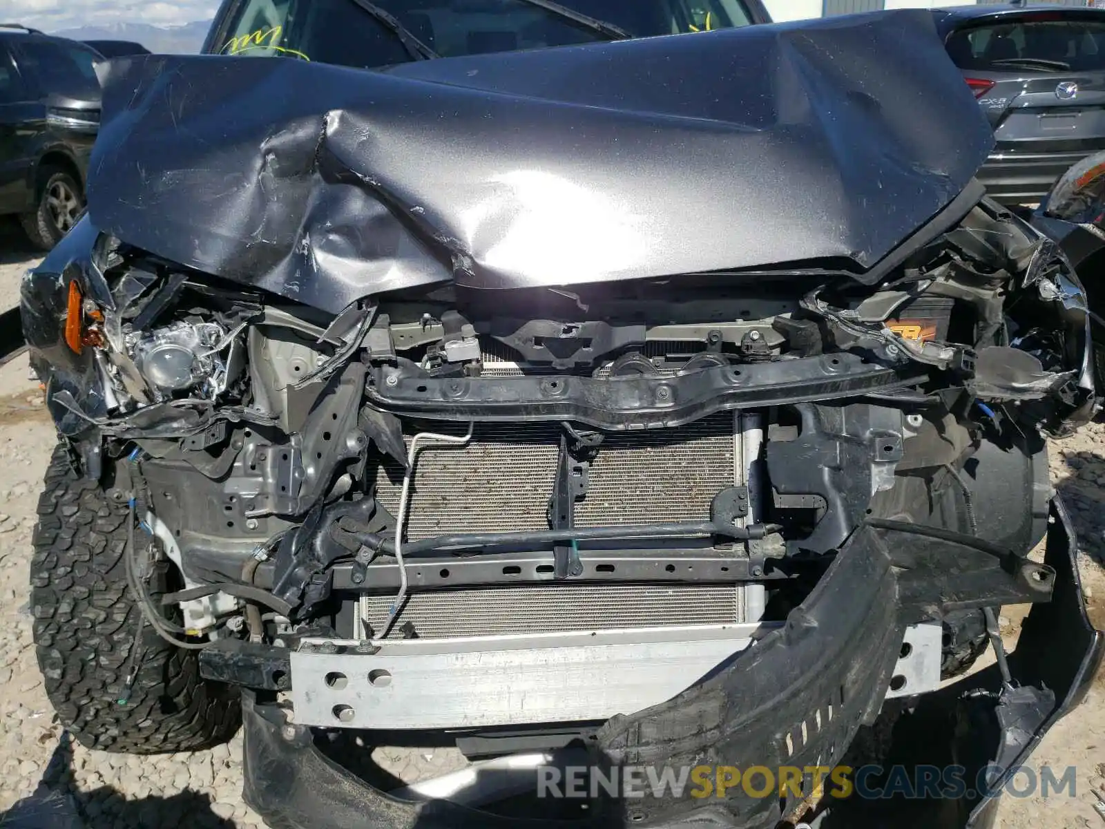 7 Photograph of a damaged car JTEBU5JR7K5642319 TOYOTA 4RUNNER 2019