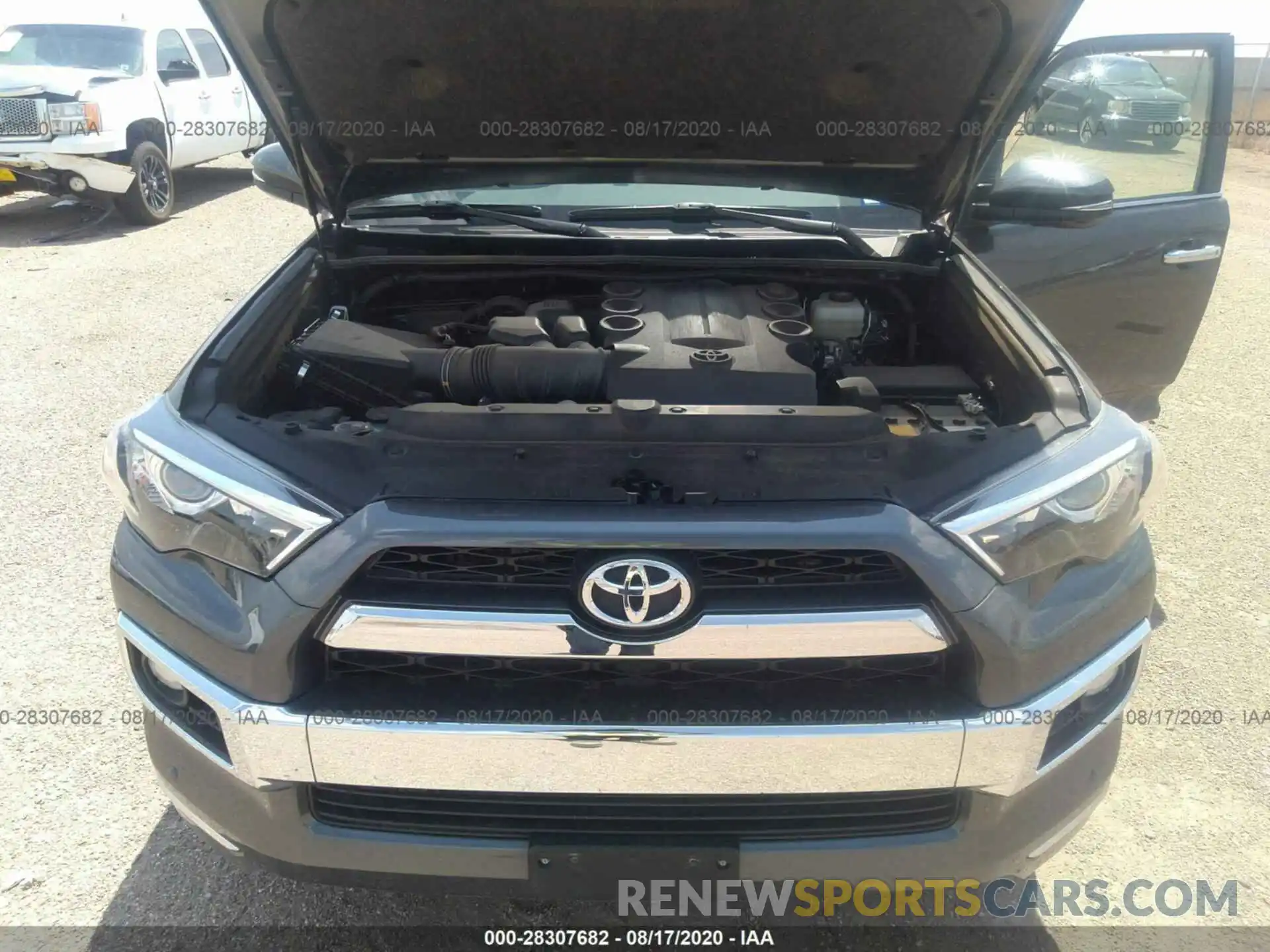 10 Photograph of a damaged car JTEBU5JR7K5643129 TOYOTA 4RUNNER 2019