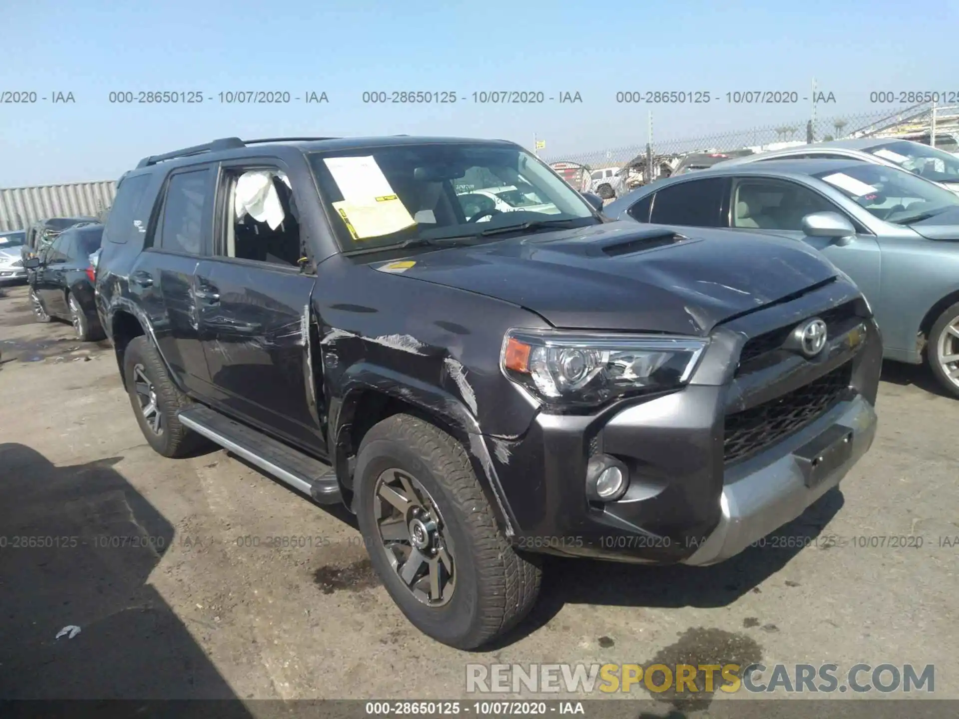 1 Фотография поврежденного автомобиля JTEBU5JR7K5643308 TOYOTA 4RUNNER 2019