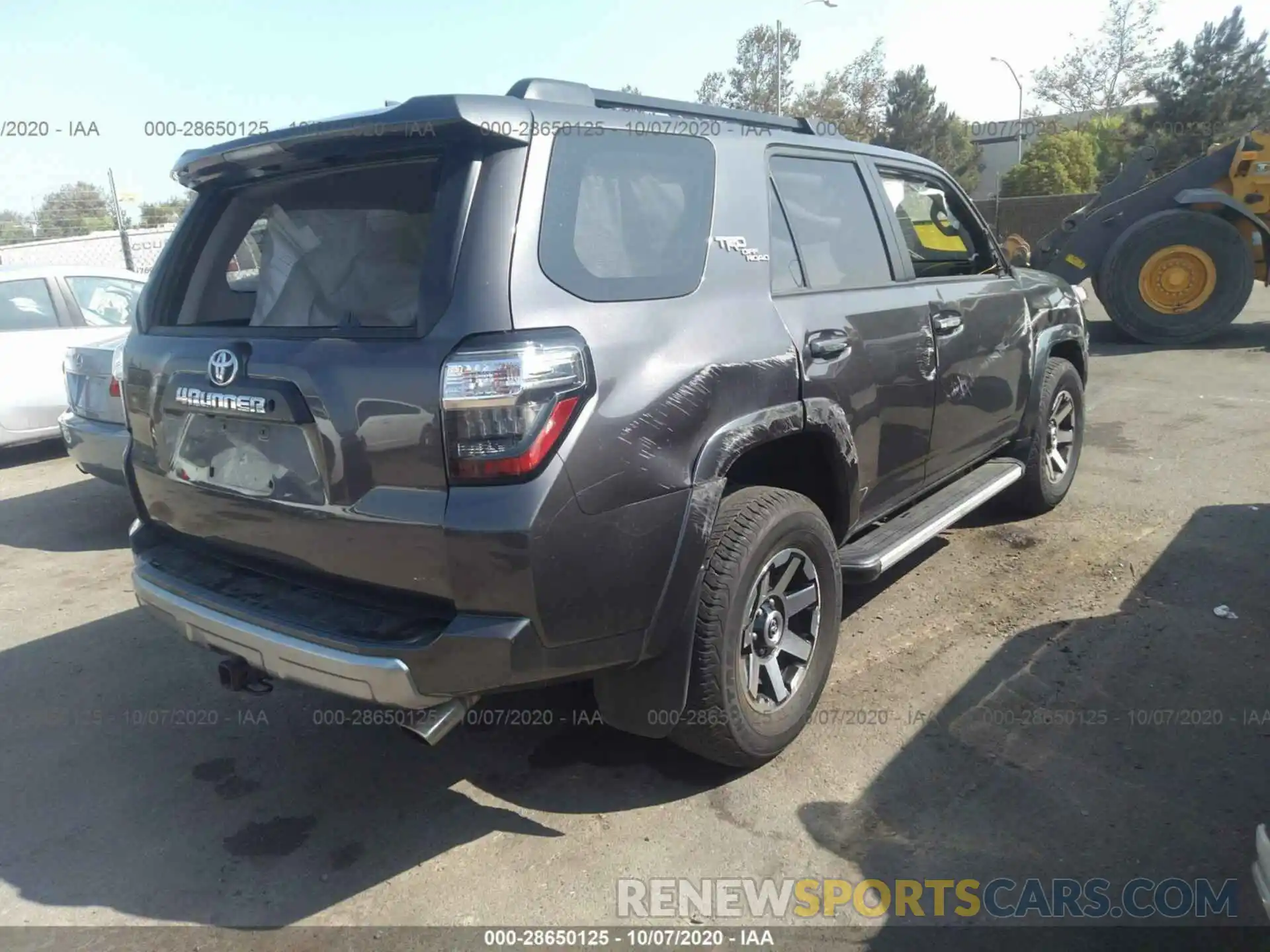 4 Фотография поврежденного автомобиля JTEBU5JR7K5643308 TOYOTA 4RUNNER 2019