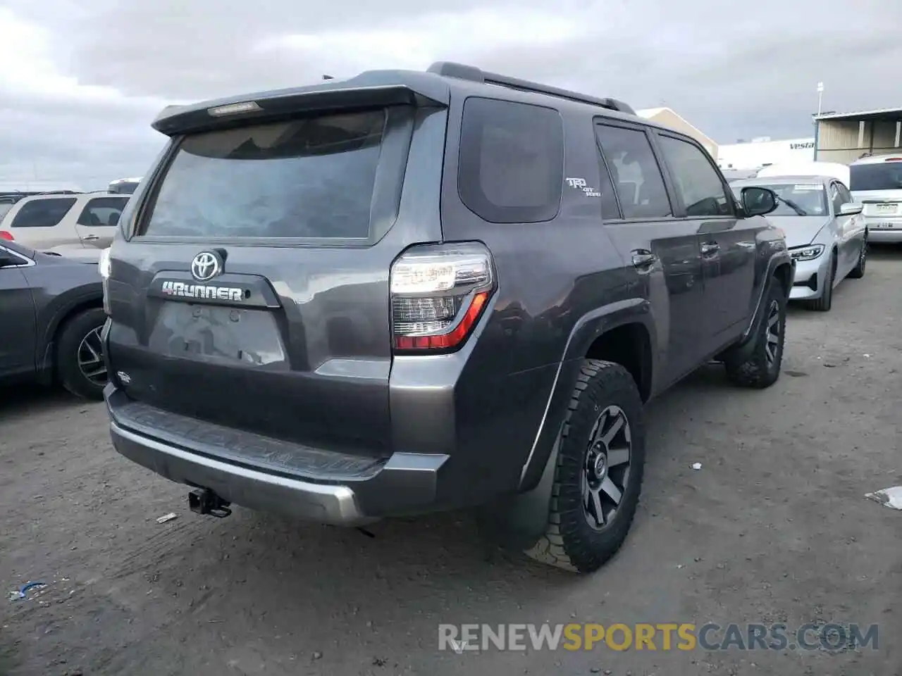 4 Фотография поврежденного автомобиля JTEBU5JR7K5645091 TOYOTA 4RUNNER 2019