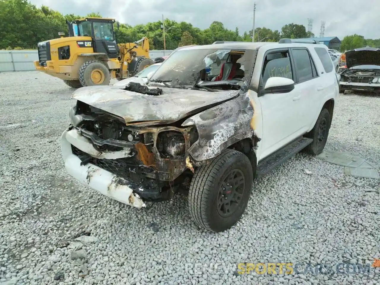 2 Photograph of a damaged car JTEBU5JR7K5645253 TOYOTA 4RUNNER 2019