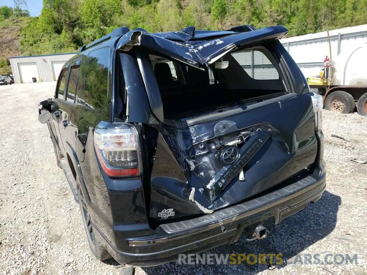 9 Photograph of a damaged car JTEBU5JR7K5646600 TOYOTA 4RUNNER 2019