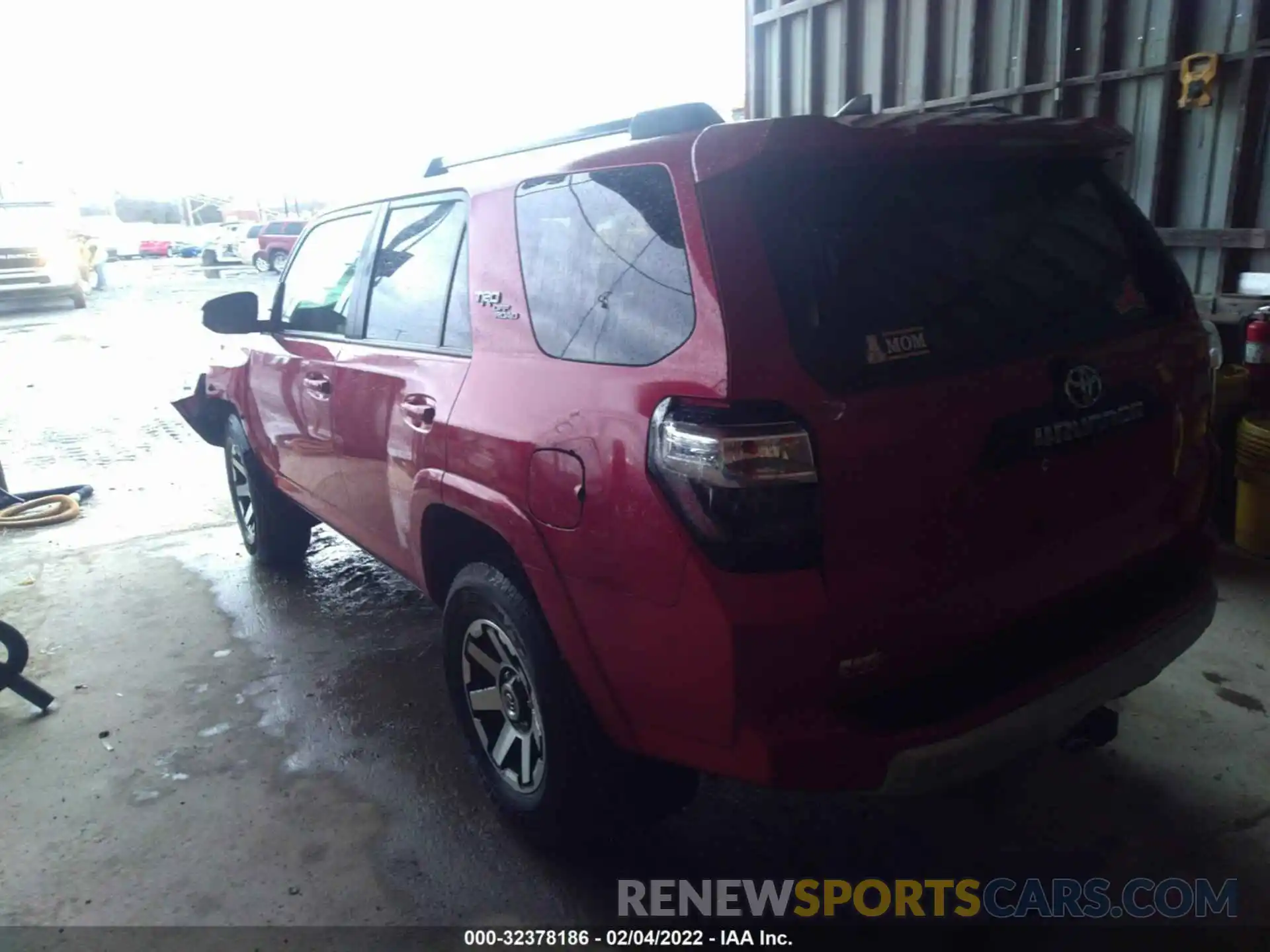 3 Photograph of a damaged car JTEBU5JR7K5647746 TOYOTA 4RUNNER 2019