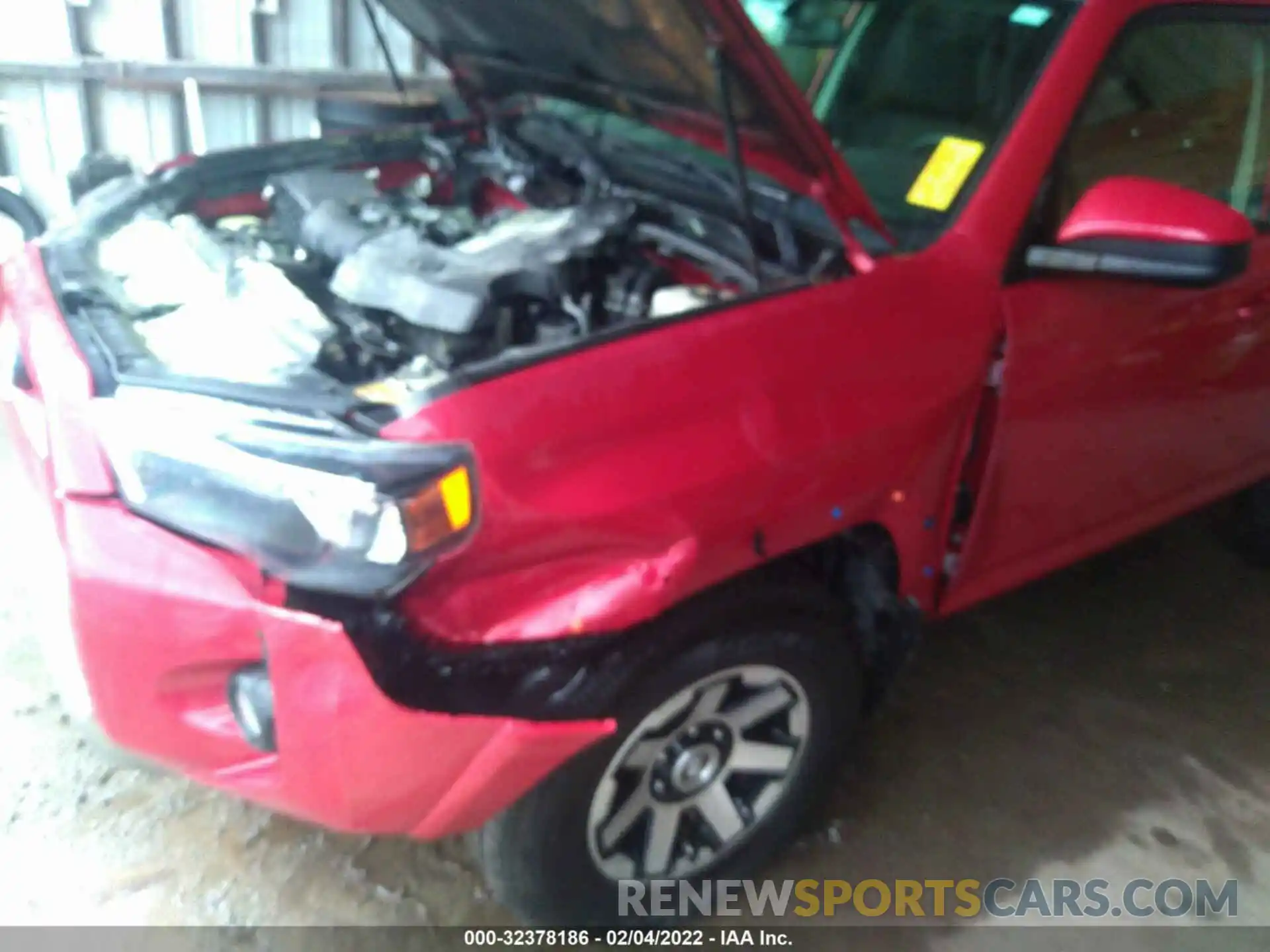 6 Photograph of a damaged car JTEBU5JR7K5647746 TOYOTA 4RUNNER 2019