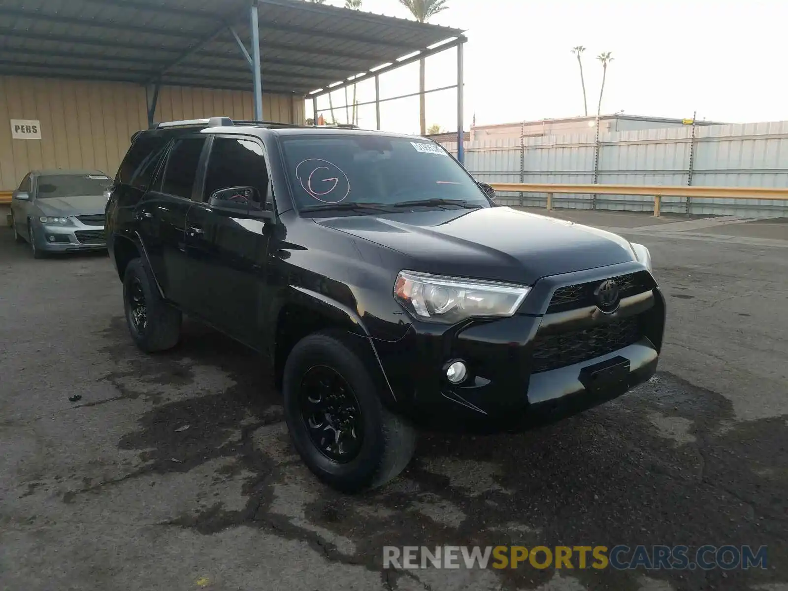 1 Photograph of a damaged car JTEBU5JR7K5649366 TOYOTA 4RUNNER 2019