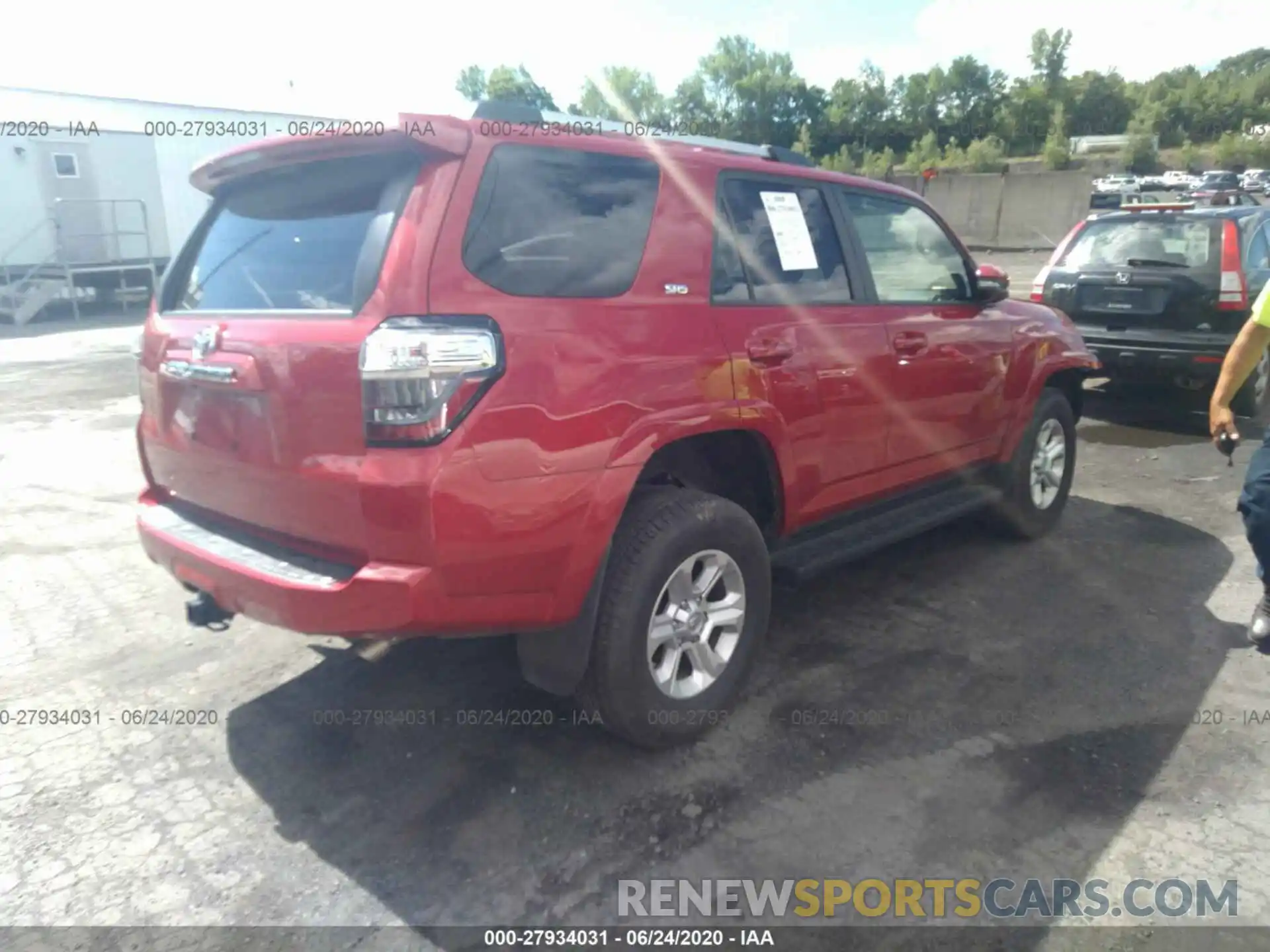 4 Фотография поврежденного автомобиля JTEBU5JR7K5652994 TOYOTA 4RUNNER 2019