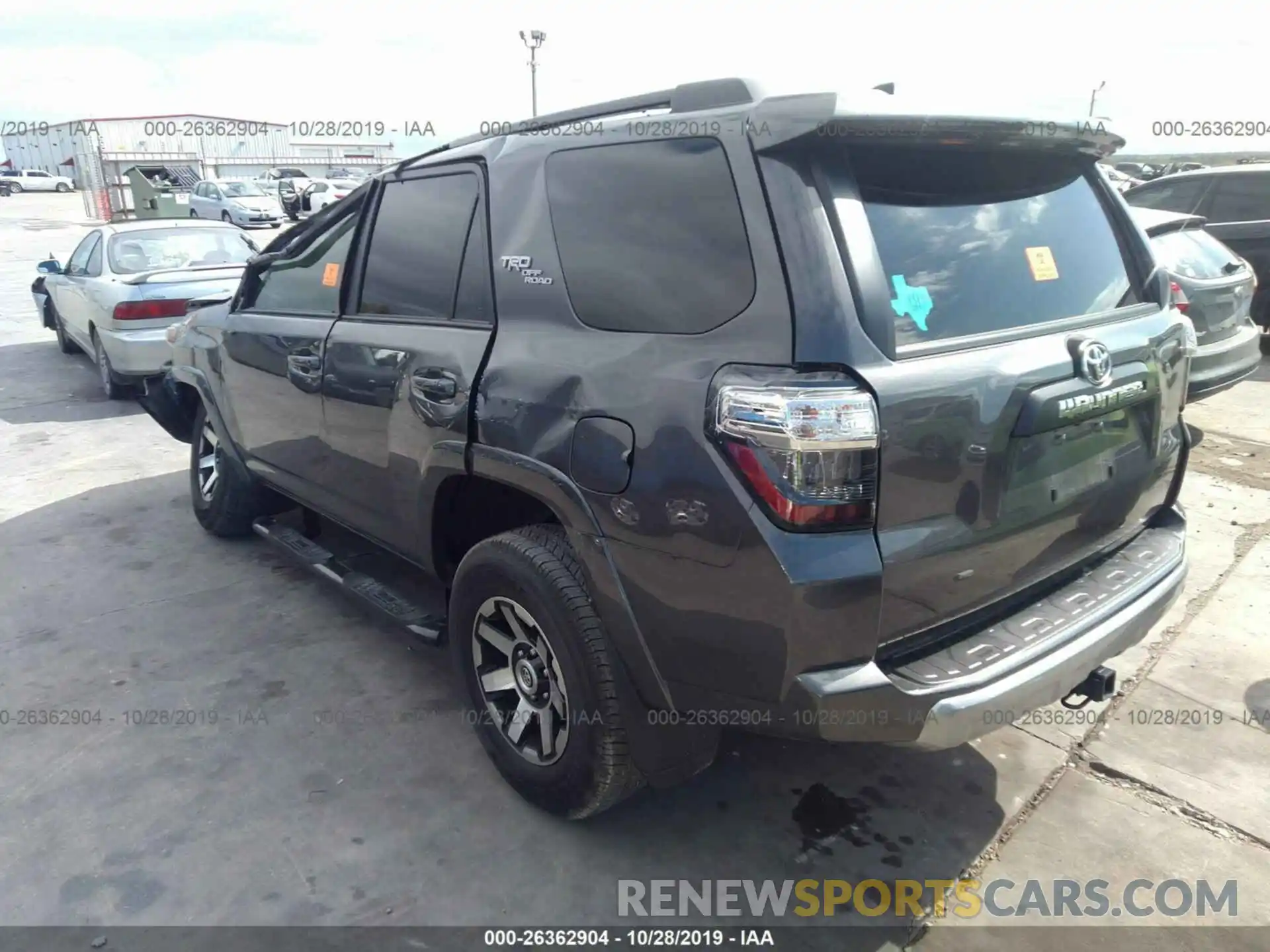 3 Фотография поврежденного автомобиля JTEBU5JR7K5656818 TOYOTA 4RUNNER 2019