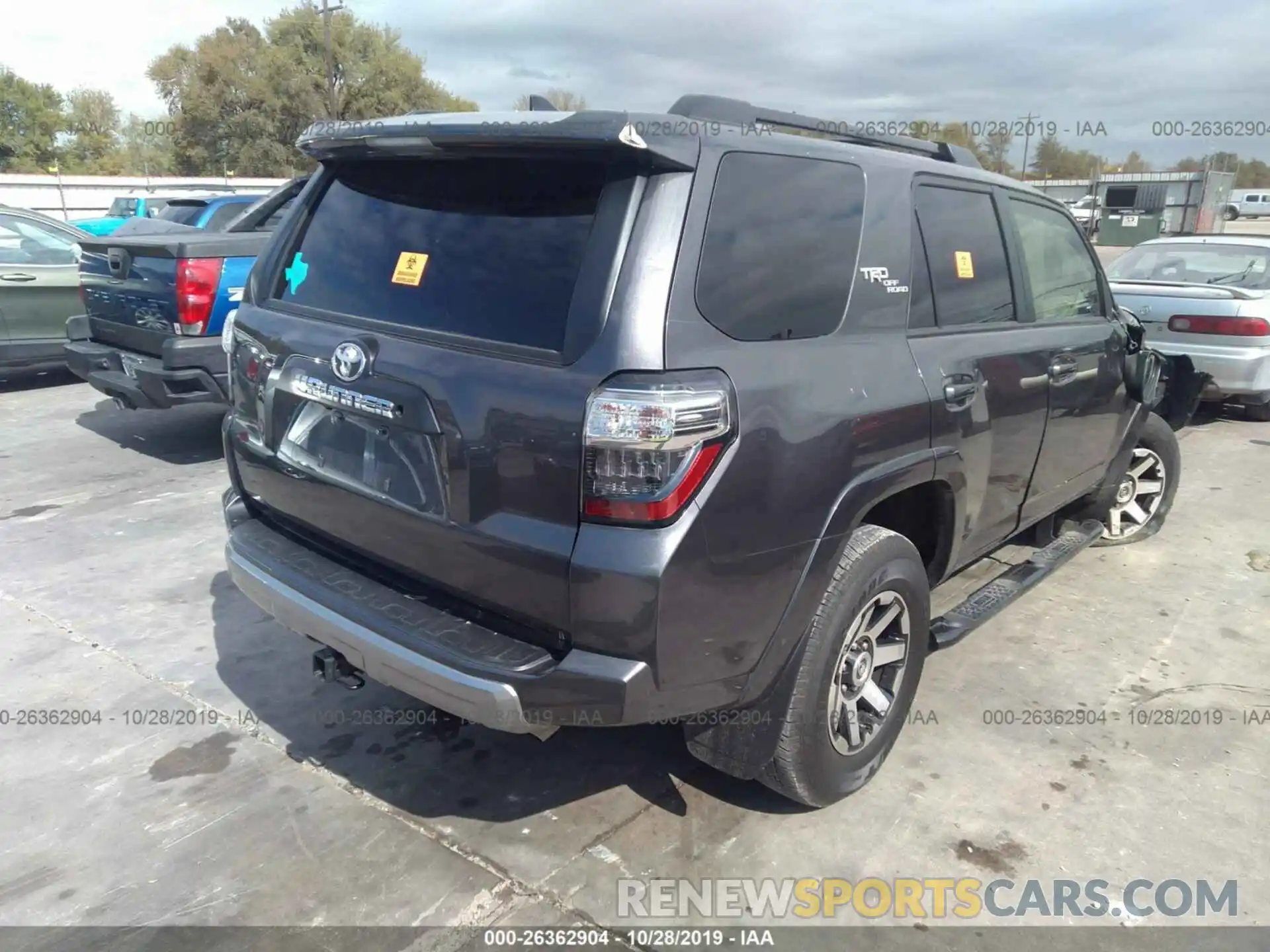 4 Фотография поврежденного автомобиля JTEBU5JR7K5656818 TOYOTA 4RUNNER 2019