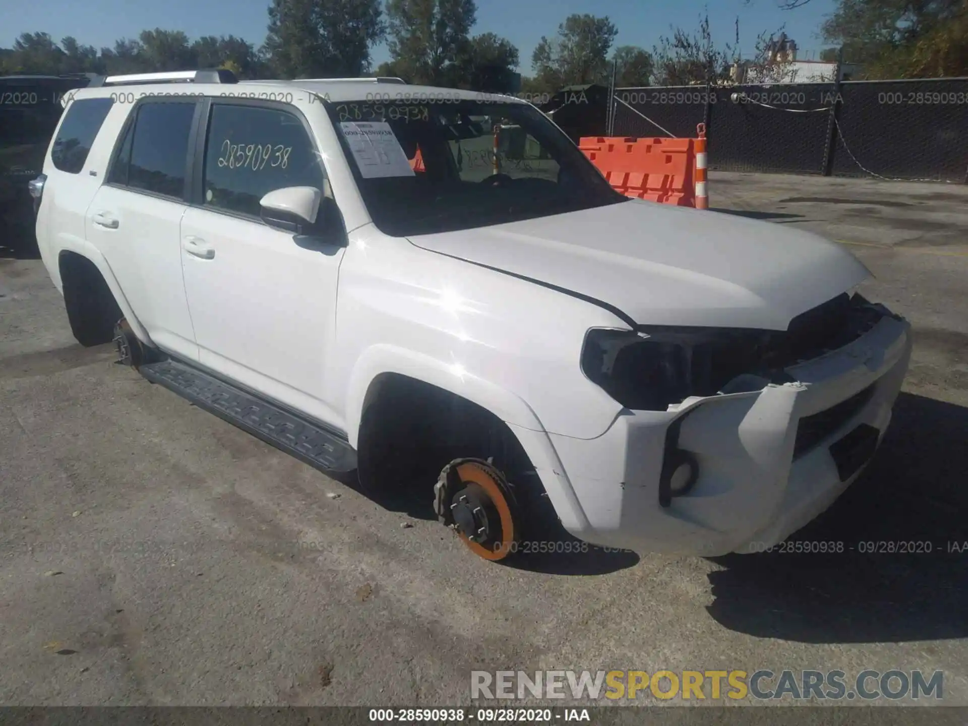 1 Photograph of a damaged car JTEBU5JR7K5662490 TOYOTA 4RUNNER 2019