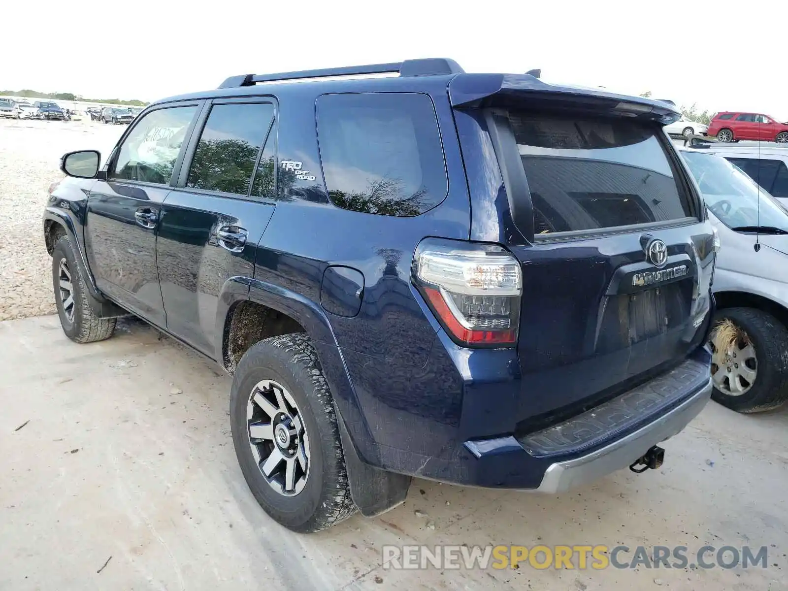 3 Фотография поврежденного автомобиля JTEBU5JR7K5662554 TOYOTA 4RUNNER 2019