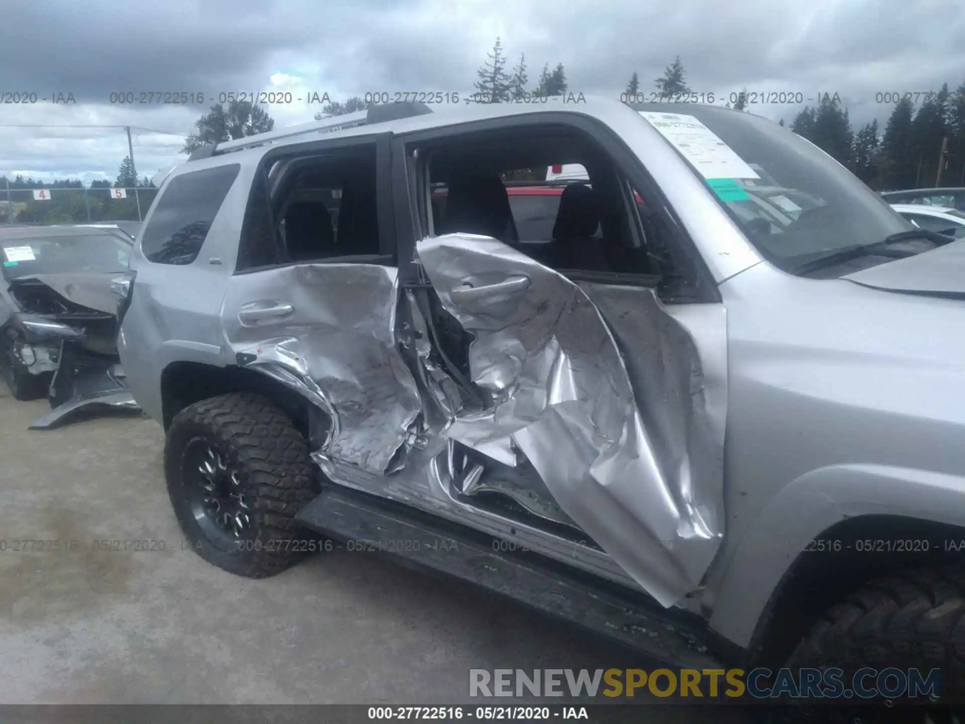 6 Photograph of a damaged car JTEBU5JR7K5662764 TOYOTA 4RUNNER 2019