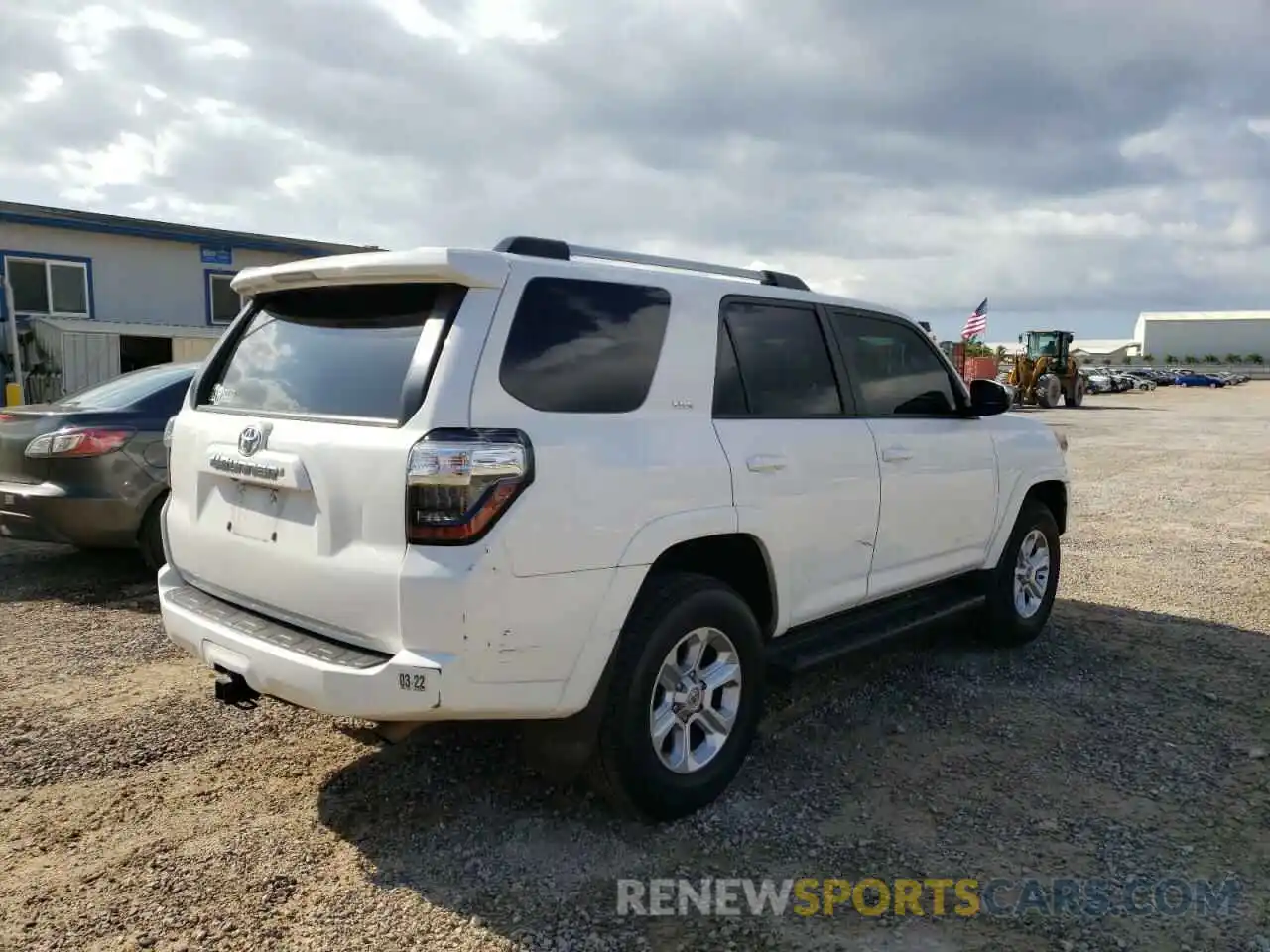 4 Photograph of a damaged car JTEBU5JR7K5664952 TOYOTA 4RUNNER 2019