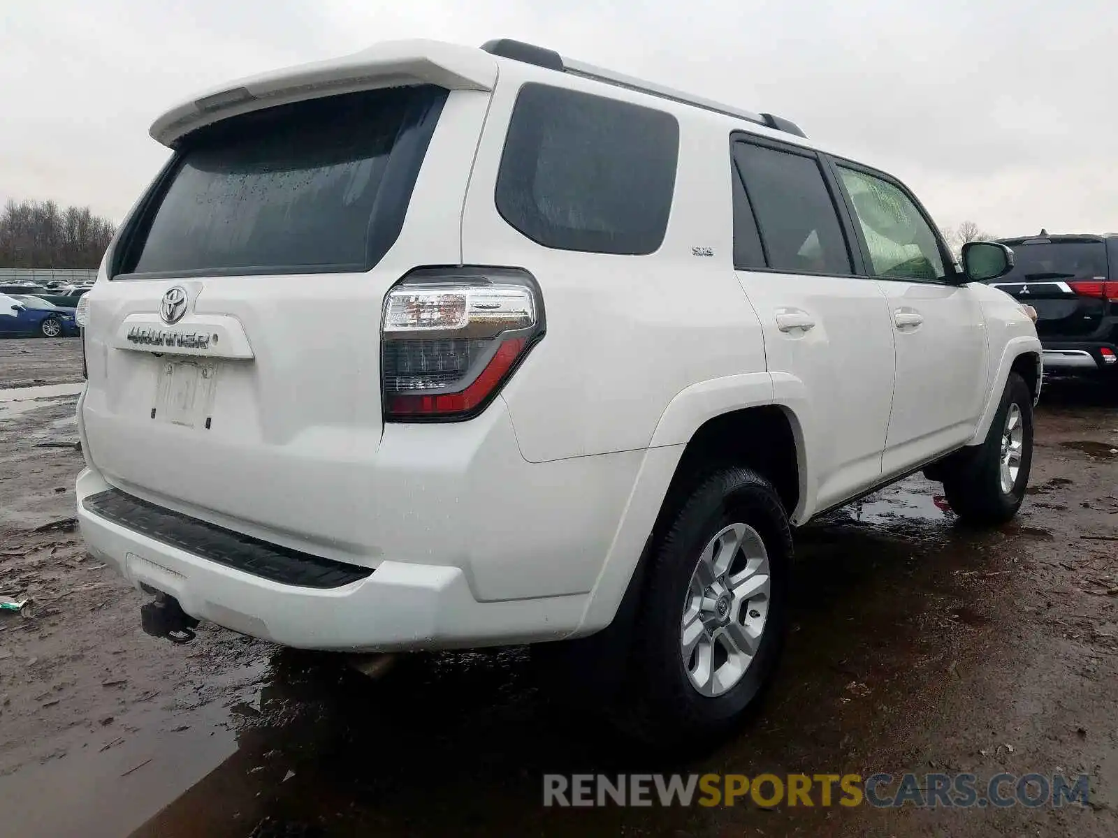 4 Фотография поврежденного автомобиля JTEBU5JR7K5665096 TOYOTA 4RUNNER 2019