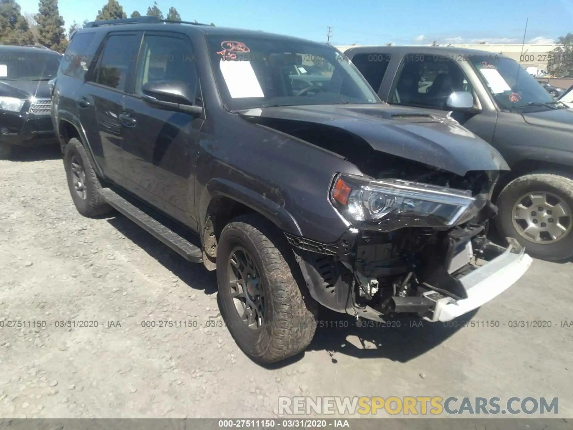 1 Photograph of a damaged car JTEBU5JR7K5667673 TOYOTA 4RUNNER 2019