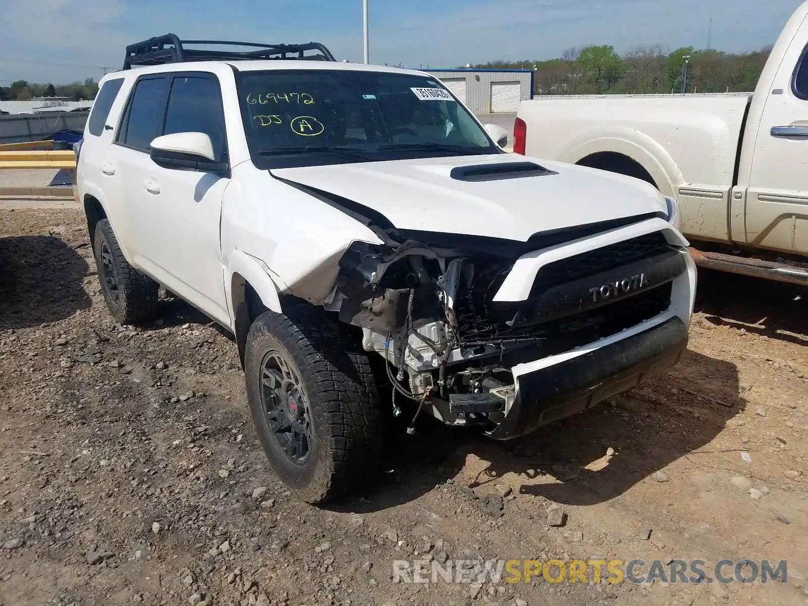 1 Photograph of a damaged car JTEBU5JR7K5669472 TOYOTA 4RUNNER 2019