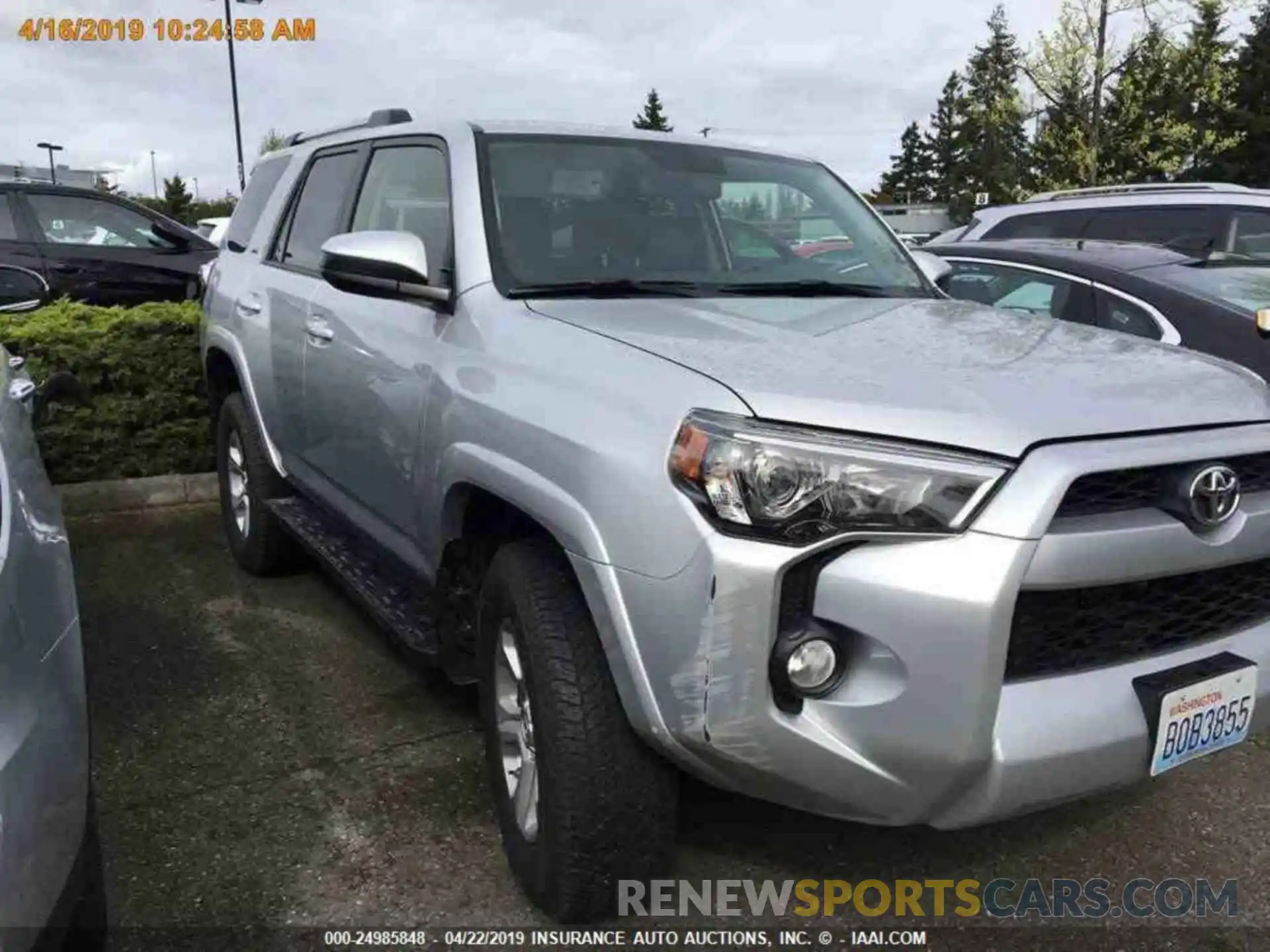 15 Photograph of a damaged car JTEBU5JR7K5671559 TOYOTA 4RUNNER 2019