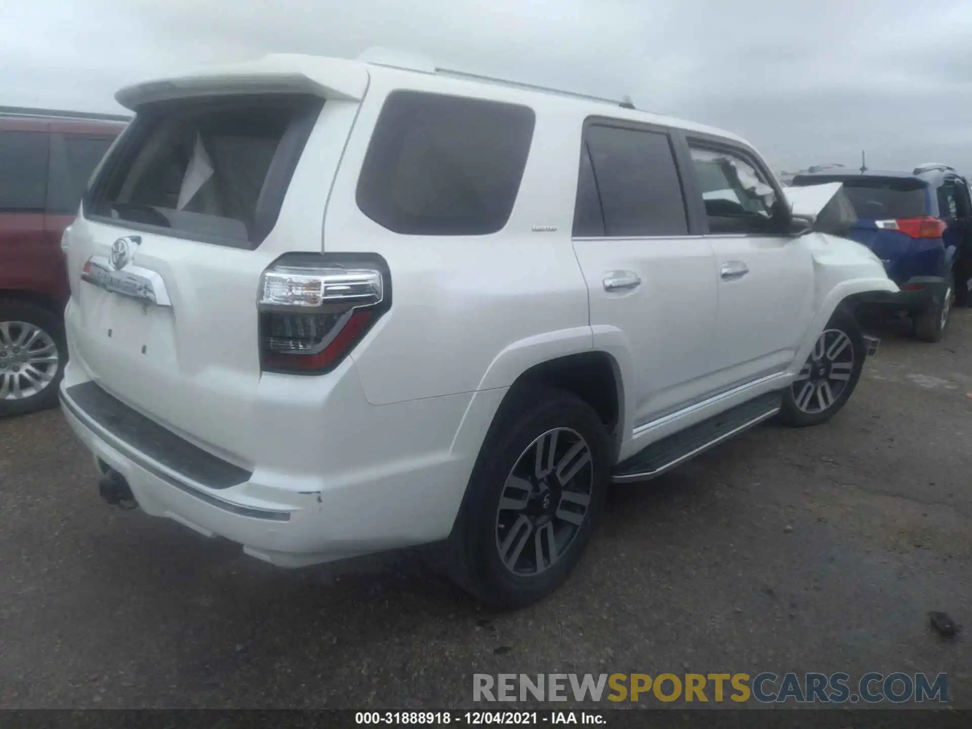 4 Photograph of a damaged car JTEBU5JR7K5672226 TOYOTA 4RUNNER 2019