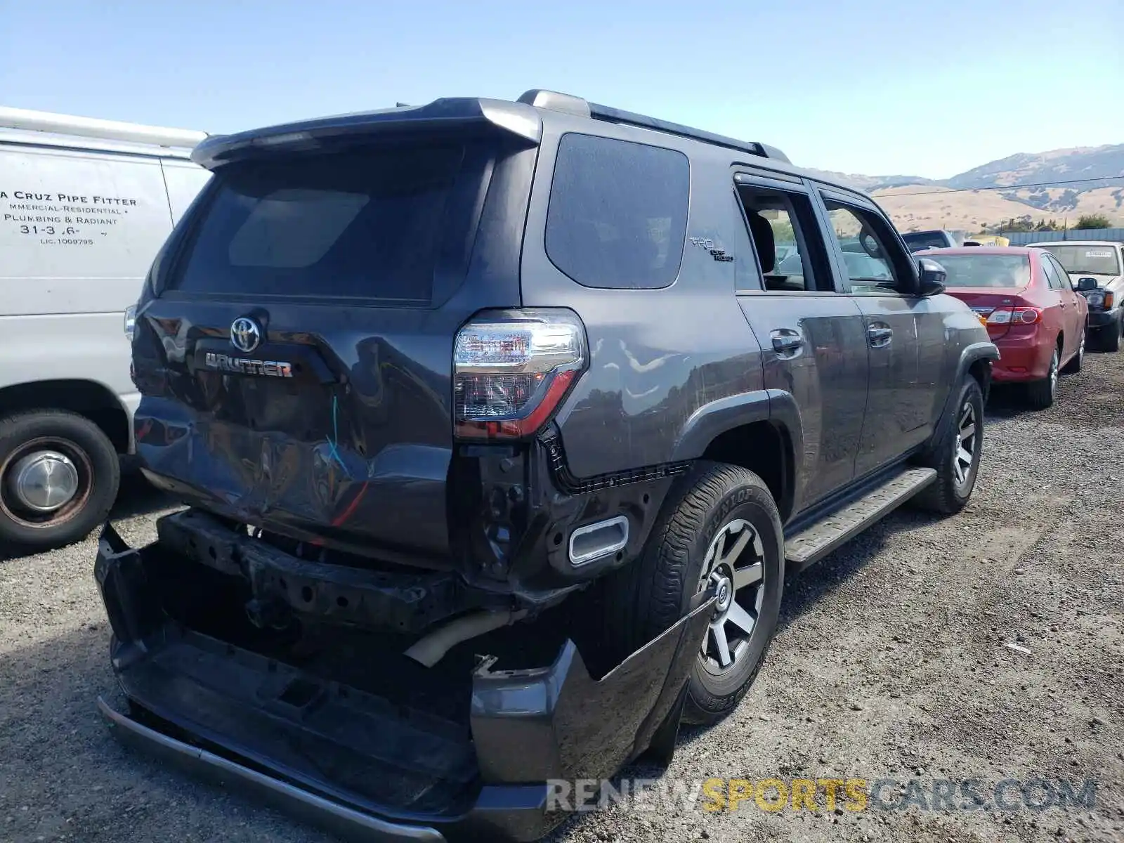 4 Фотография поврежденного автомобиля JTEBU5JR7K5676048 TOYOTA 4RUNNER 2019