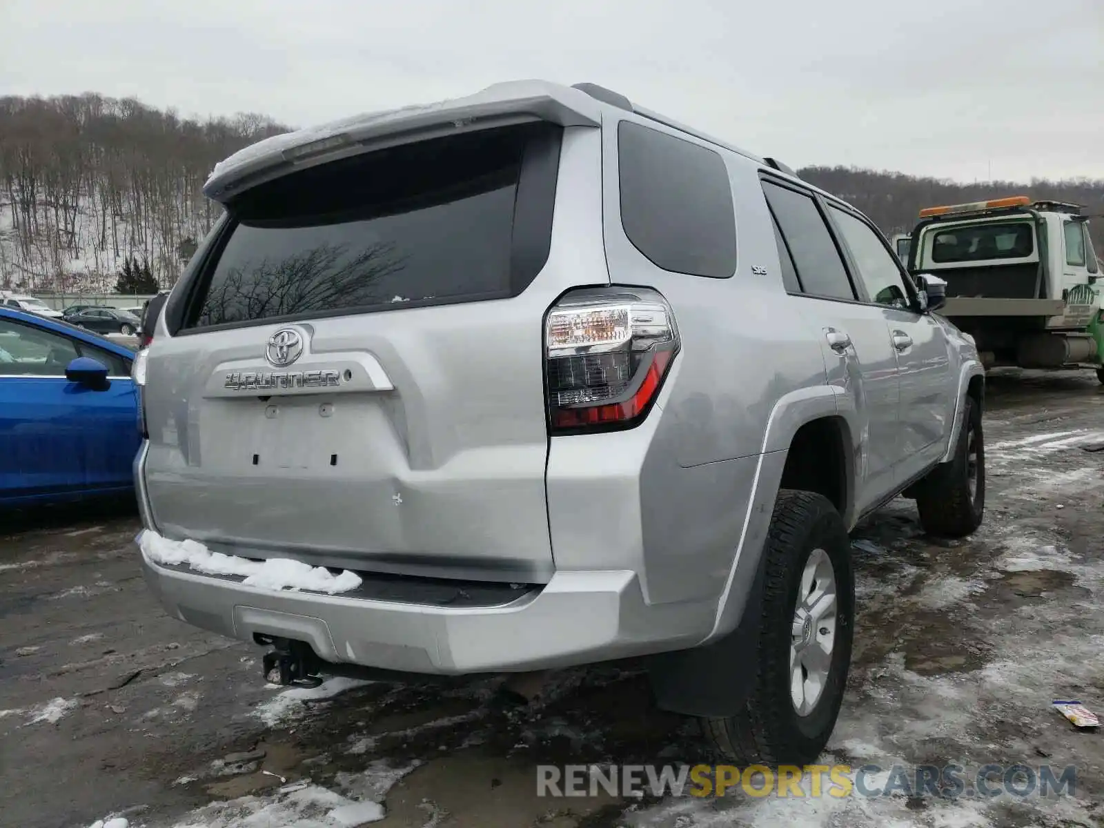 4 Фотография поврежденного автомобиля JTEBU5JR7K5679113 TOYOTA 4RUNNER 2019