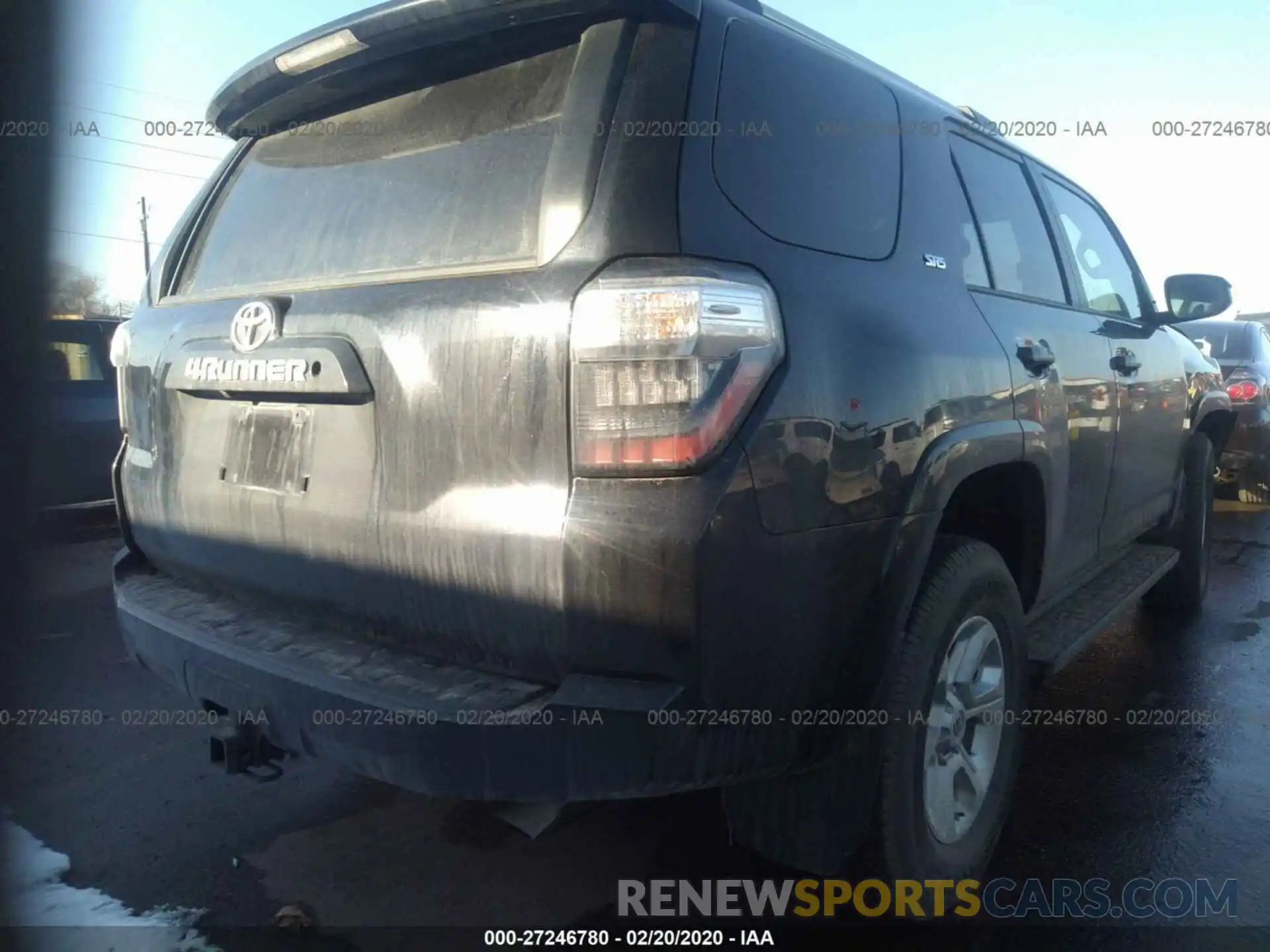 4 Фотография поврежденного автомобиля JTEBU5JR7K5679192 TOYOTA 4RUNNER 2019