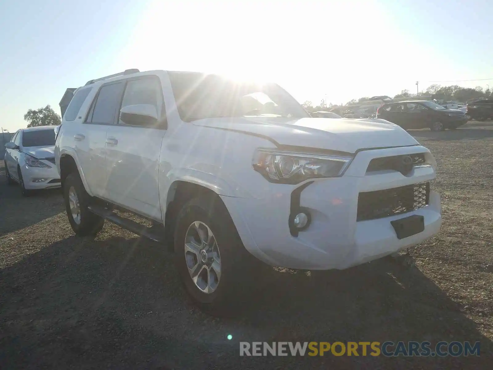 1 Photograph of a damaged car JTEBU5JR7K5680018 TOYOTA 4RUNNER 2019