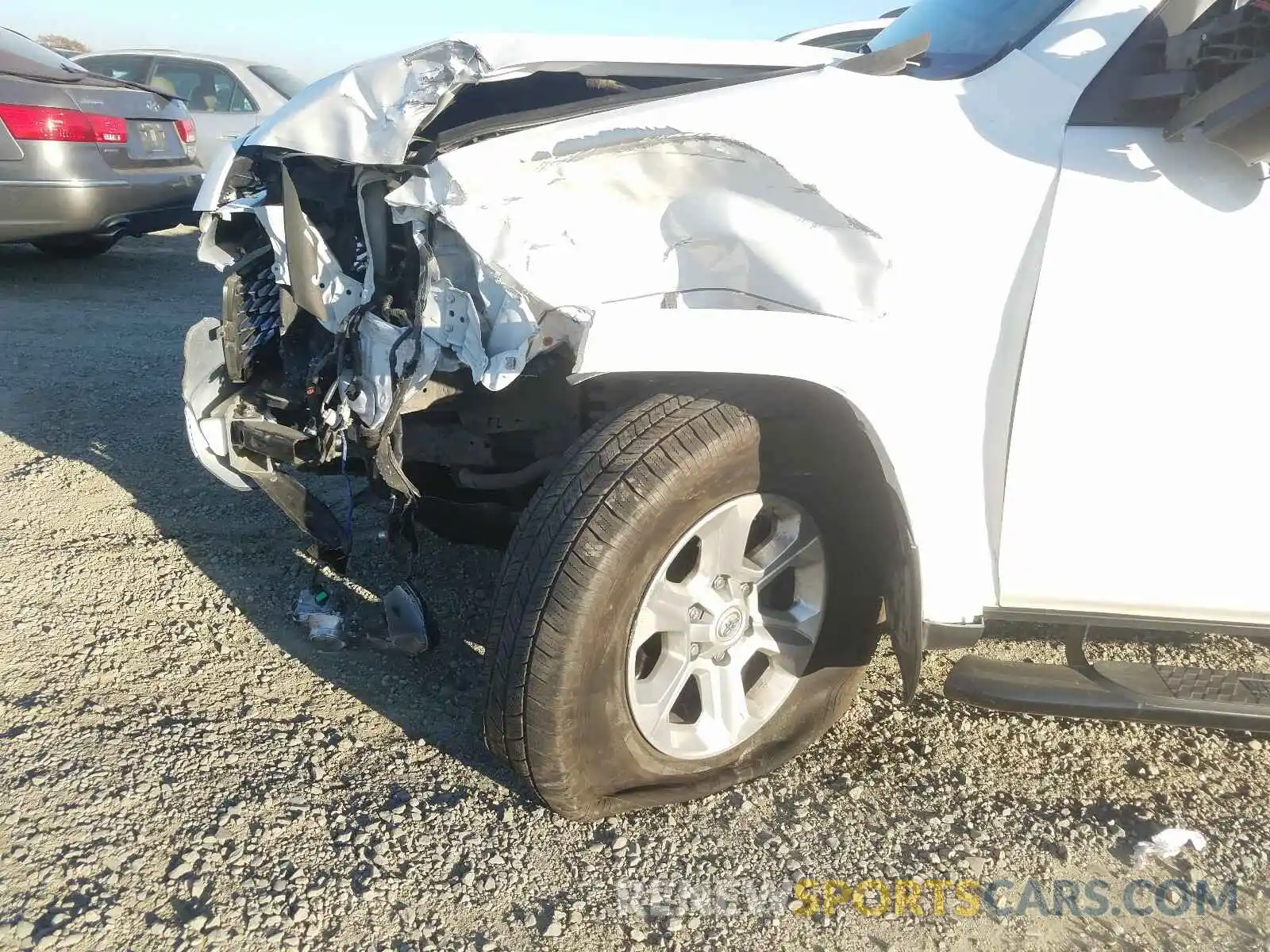 9 Photograph of a damaged car JTEBU5JR7K5680018 TOYOTA 4RUNNER 2019