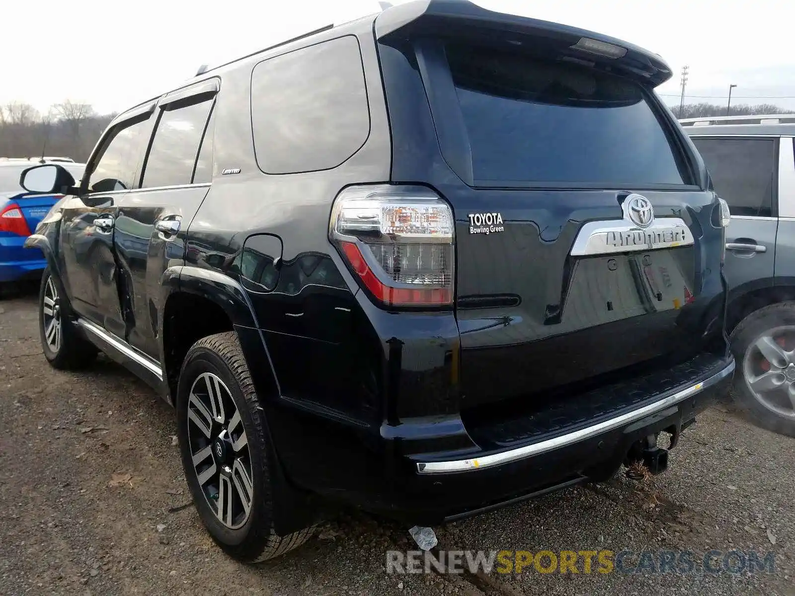 3 Фотография поврежденного автомобиля JTEBU5JR7K5687521 TOYOTA 4RUNNER 2019