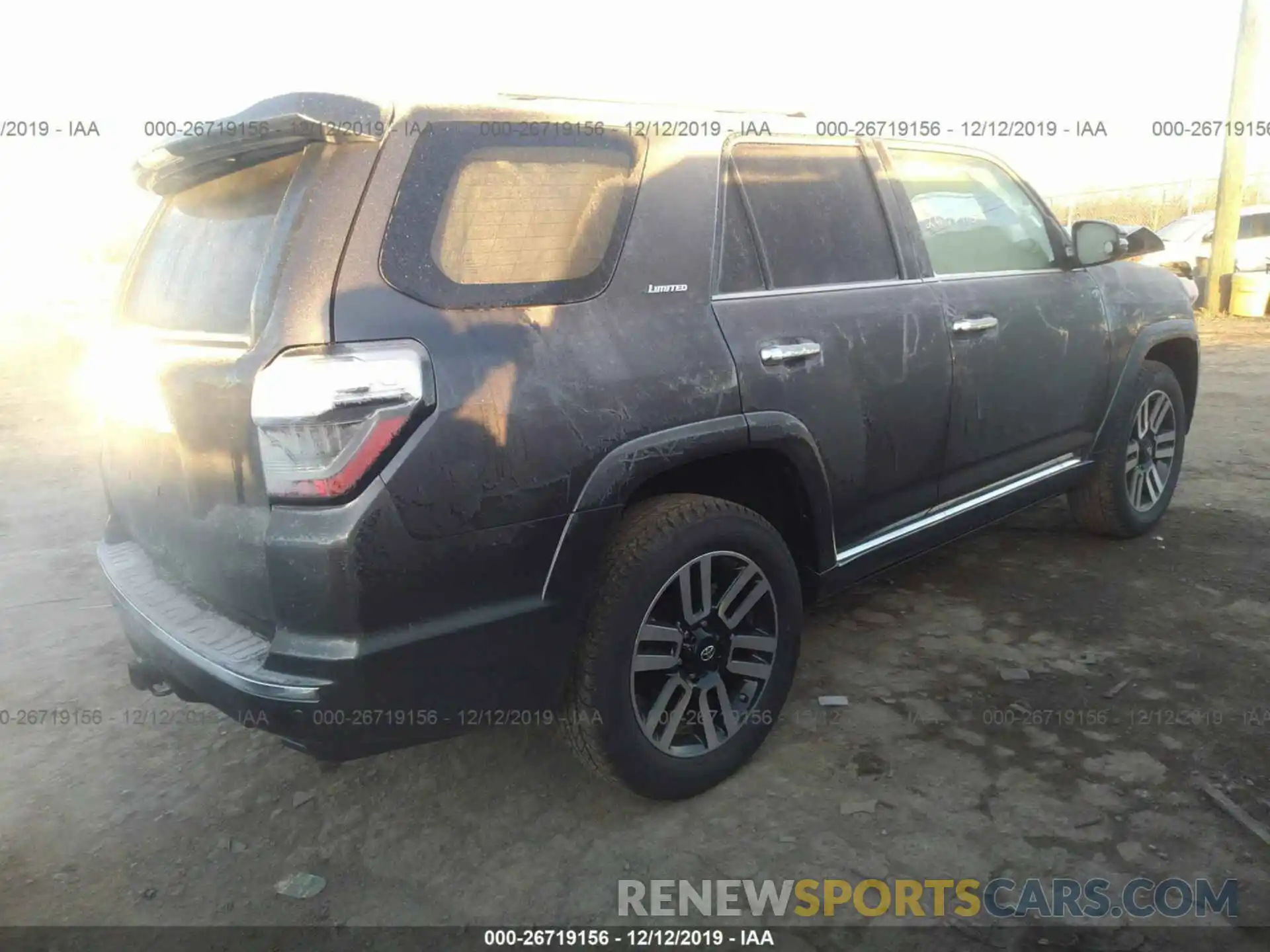 4 Фотография поврежденного автомобиля JTEBU5JR7K5690144 TOYOTA 4RUNNER 2019