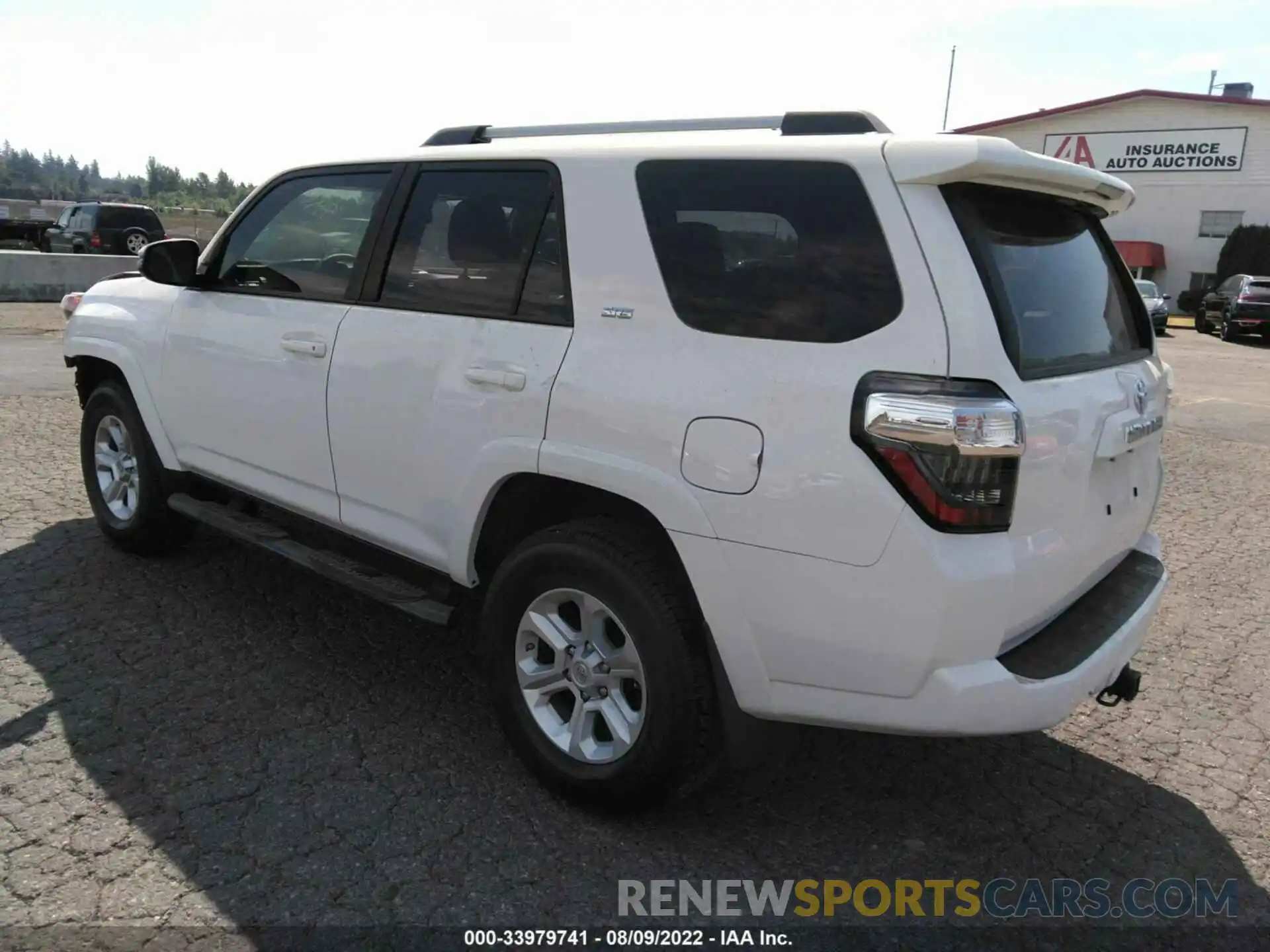 3 Photograph of a damaged car JTEBU5JR7K5691892 TOYOTA 4RUNNER 2019