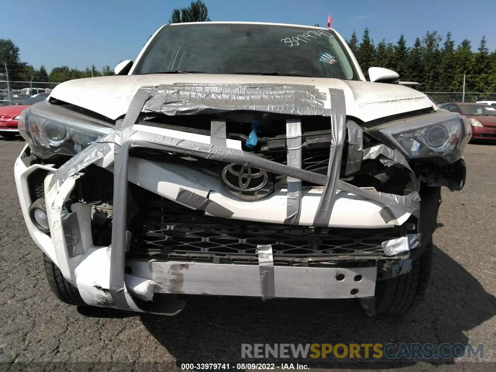 6 Photograph of a damaged car JTEBU5JR7K5691892 TOYOTA 4RUNNER 2019