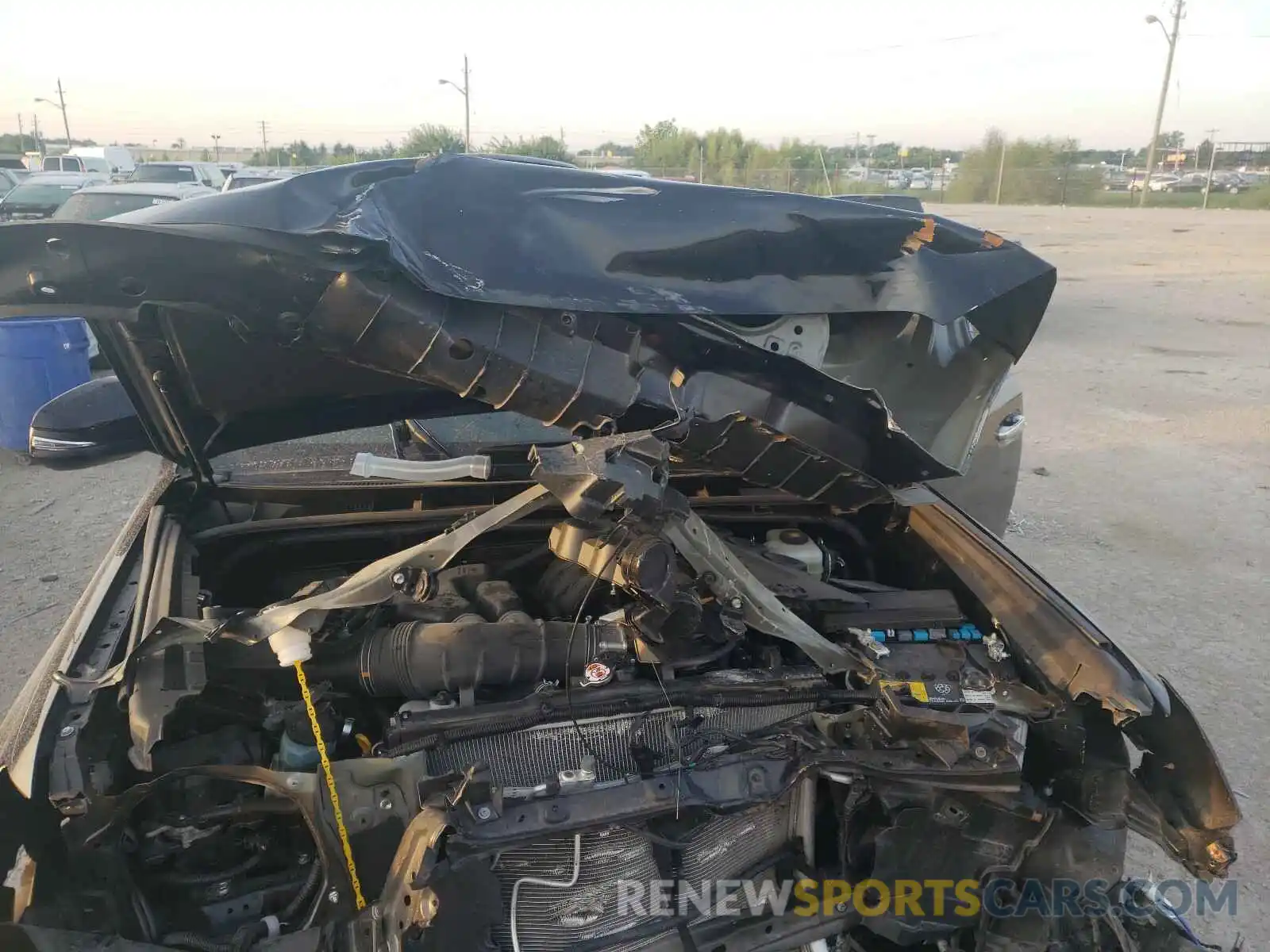 7 Фотография поврежденного автомобиля JTEBU5JR7K5696977 TOYOTA 4RUNNER 2019