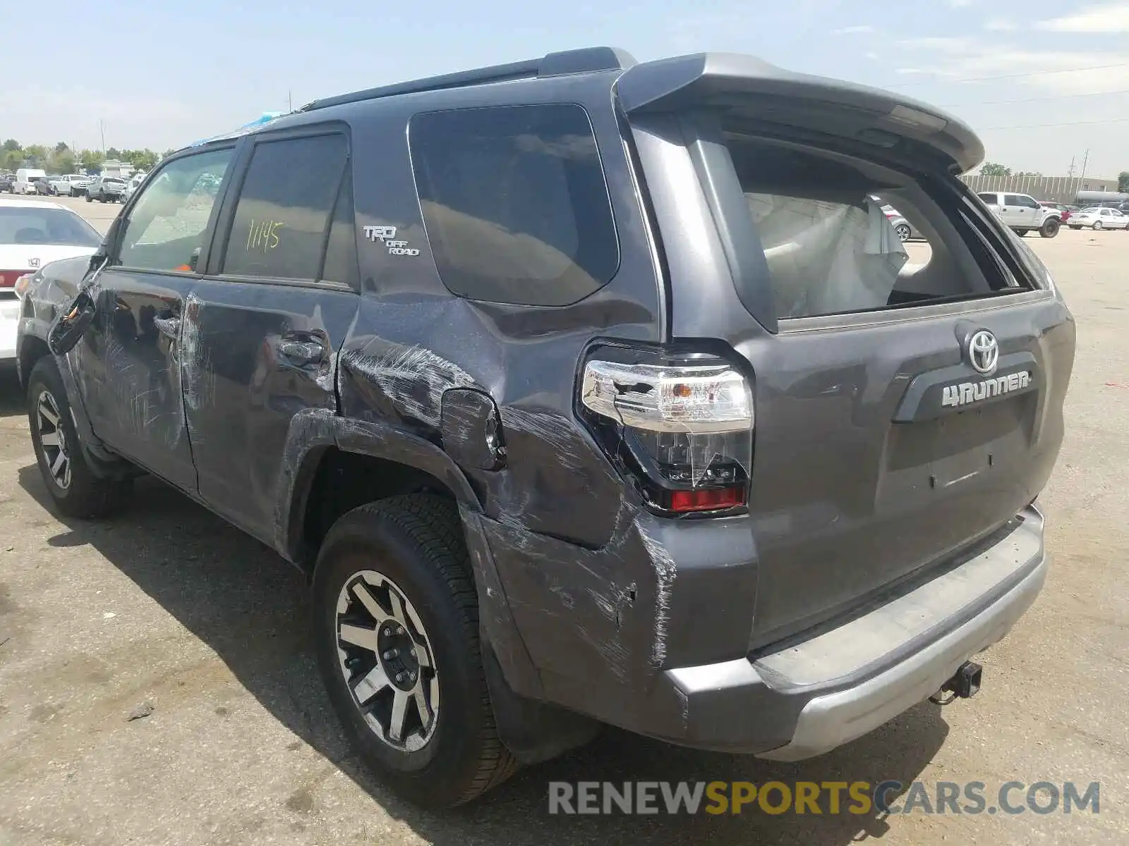 3 Фотография поврежденного автомобиля JTEBU5JR7K5697739 TOYOTA 4RUNNER 2019