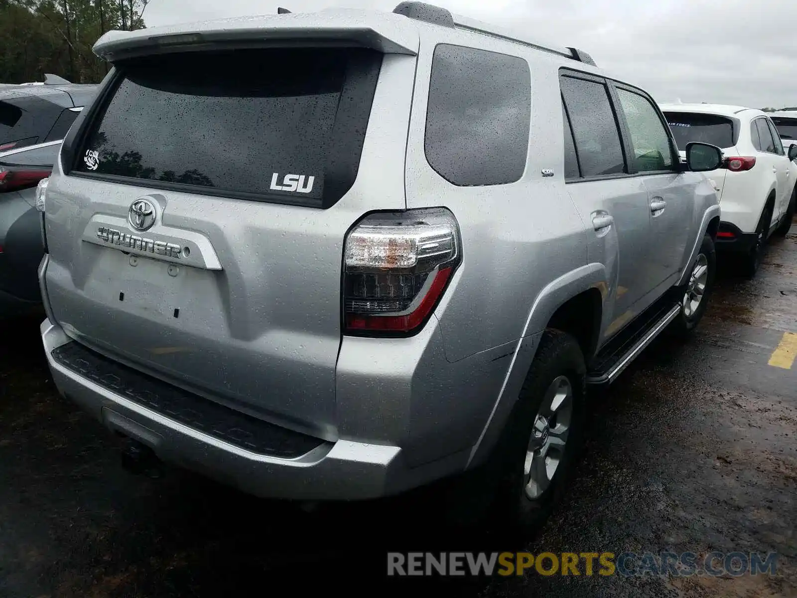 4 Фотография поврежденного автомобиля JTEBU5JR7K5698034 TOYOTA 4RUNNER 2019