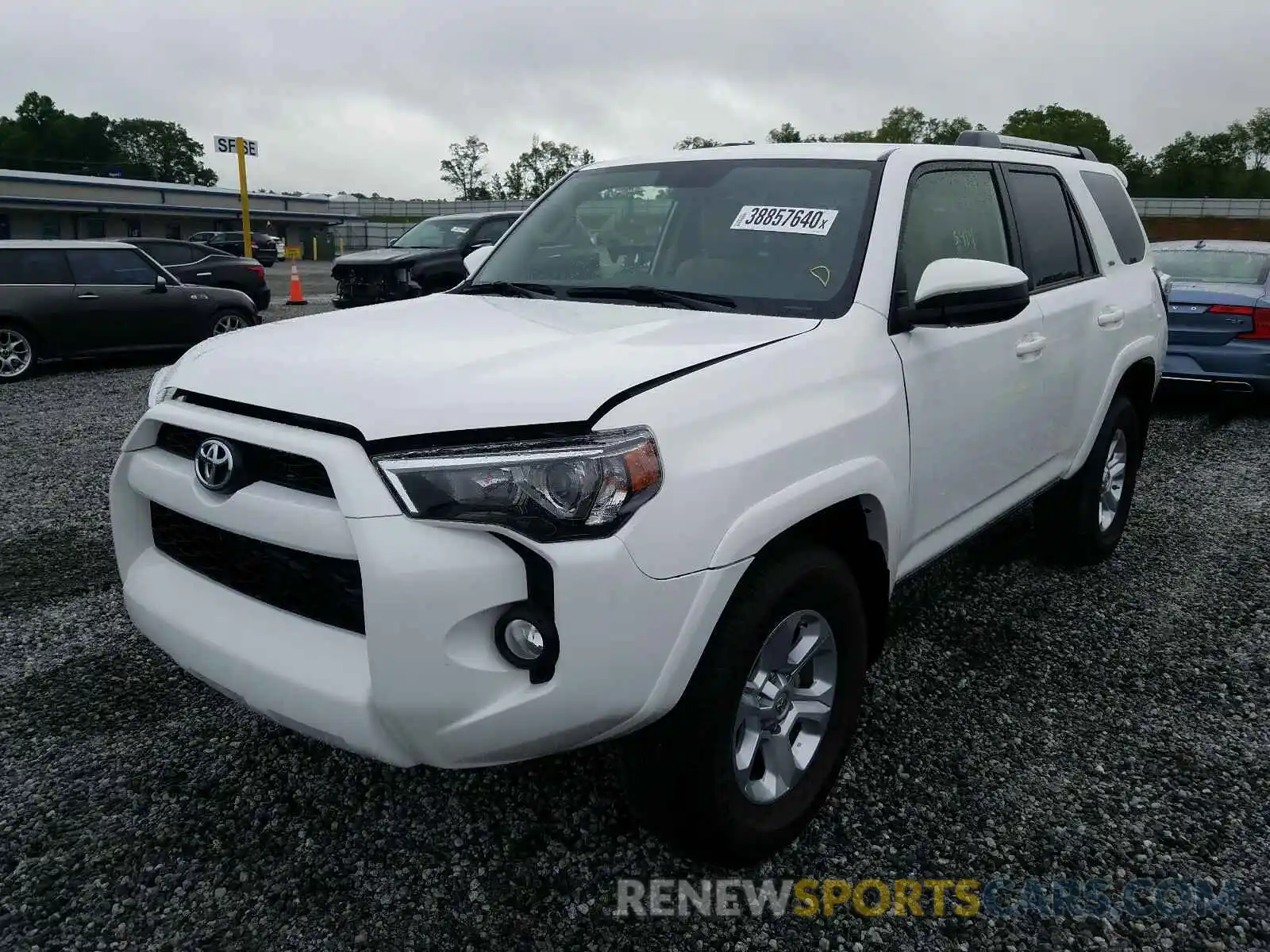 2 Photograph of a damaged car JTEBU5JR7K5700560 TOYOTA 4RUNNER 2019