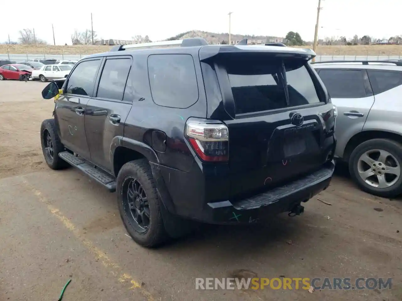 3 Фотография поврежденного автомобиля JTEBU5JR7K5702129 TOYOTA 4RUNNER 2019