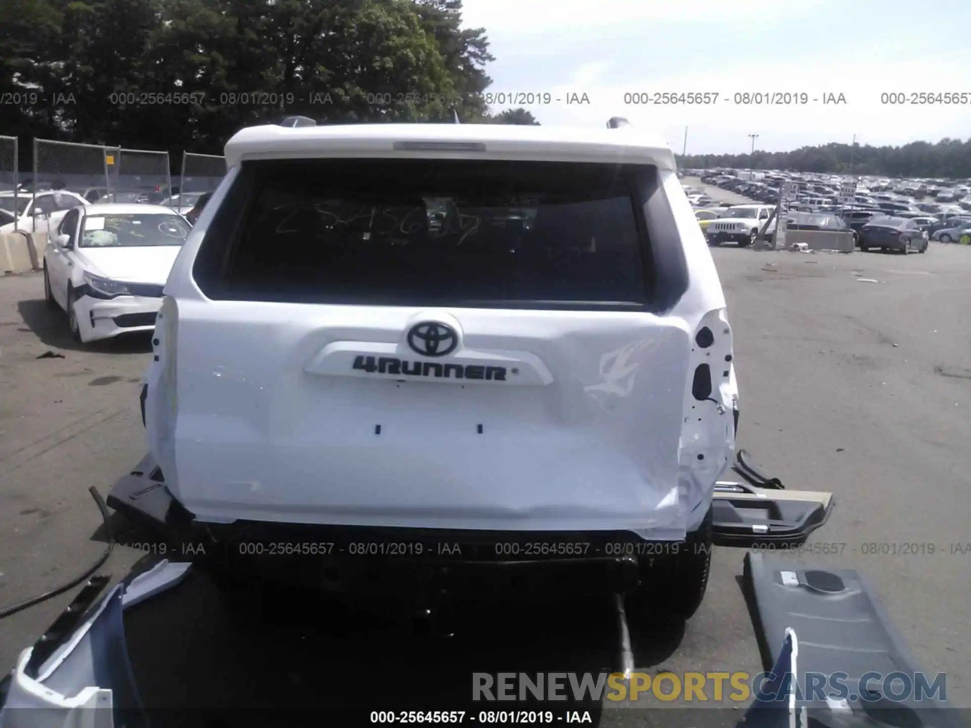 6 Photograph of a damaged car JTEBU5JR7K5703569 TOYOTA 4RUNNER 2019