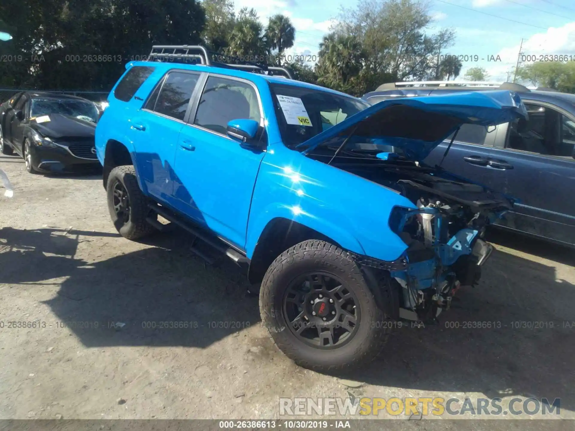 1 Фотография поврежденного автомобиля JTEBU5JR7K5706441 TOYOTA 4RUNNER 2019