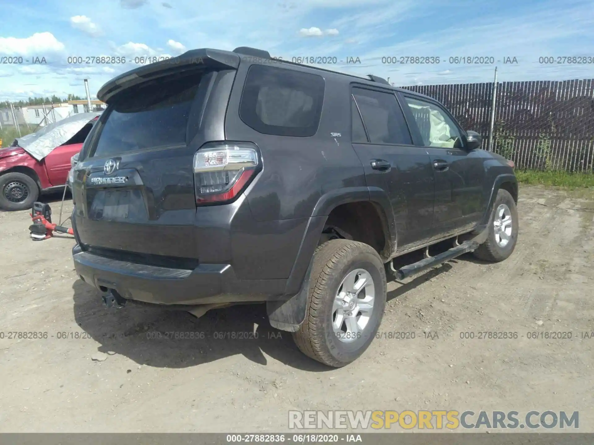 4 Фотография поврежденного автомобиля JTEBU5JR7K5706942 TOYOTA 4RUNNER 2019